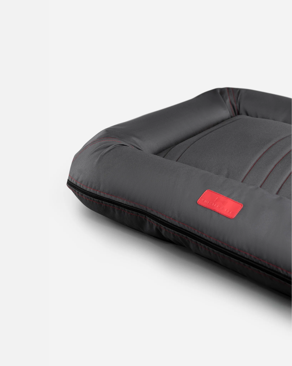 Chester & Lee | Waterproof Lounger Dog Bed Gray by Chester & Lee