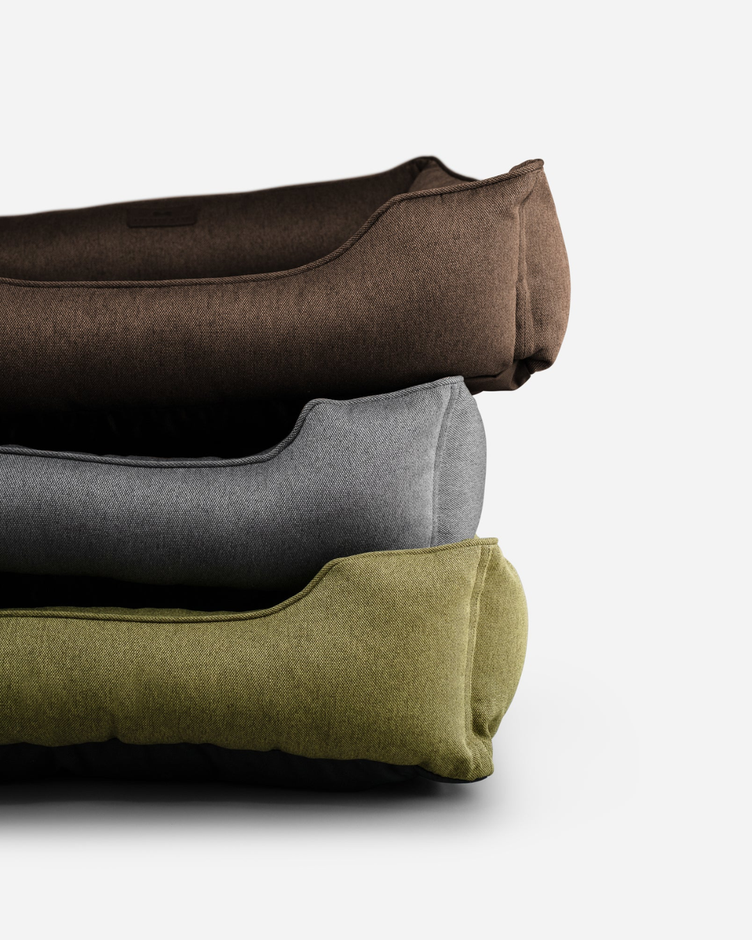 Chester & Lee | Cotton Sleeper Dog Bed Gray by Chester & Lee