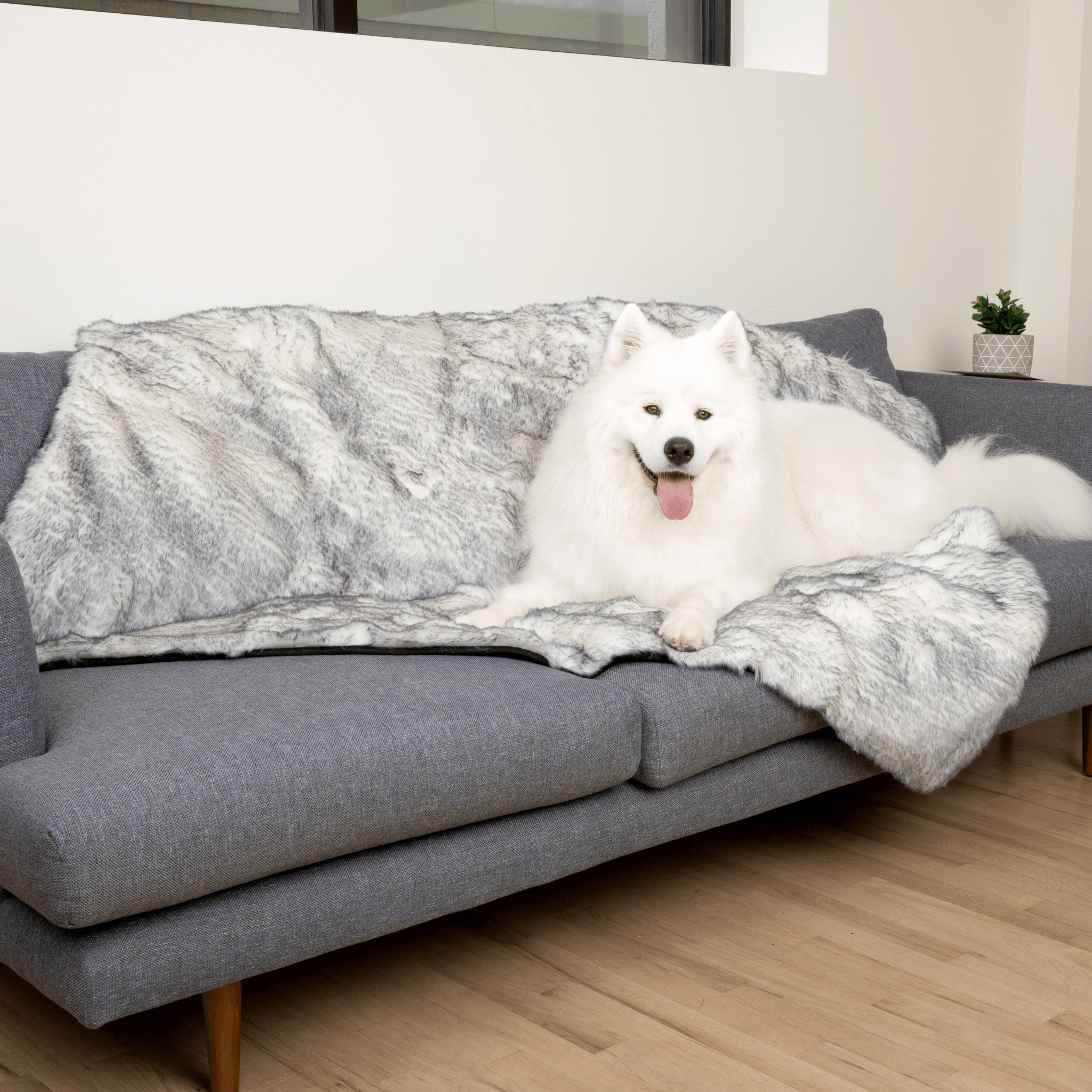PupProtector™ Luxe Waterproof Faux Fur Blanket - Ultra Plush Arctic Fox by Paw.com