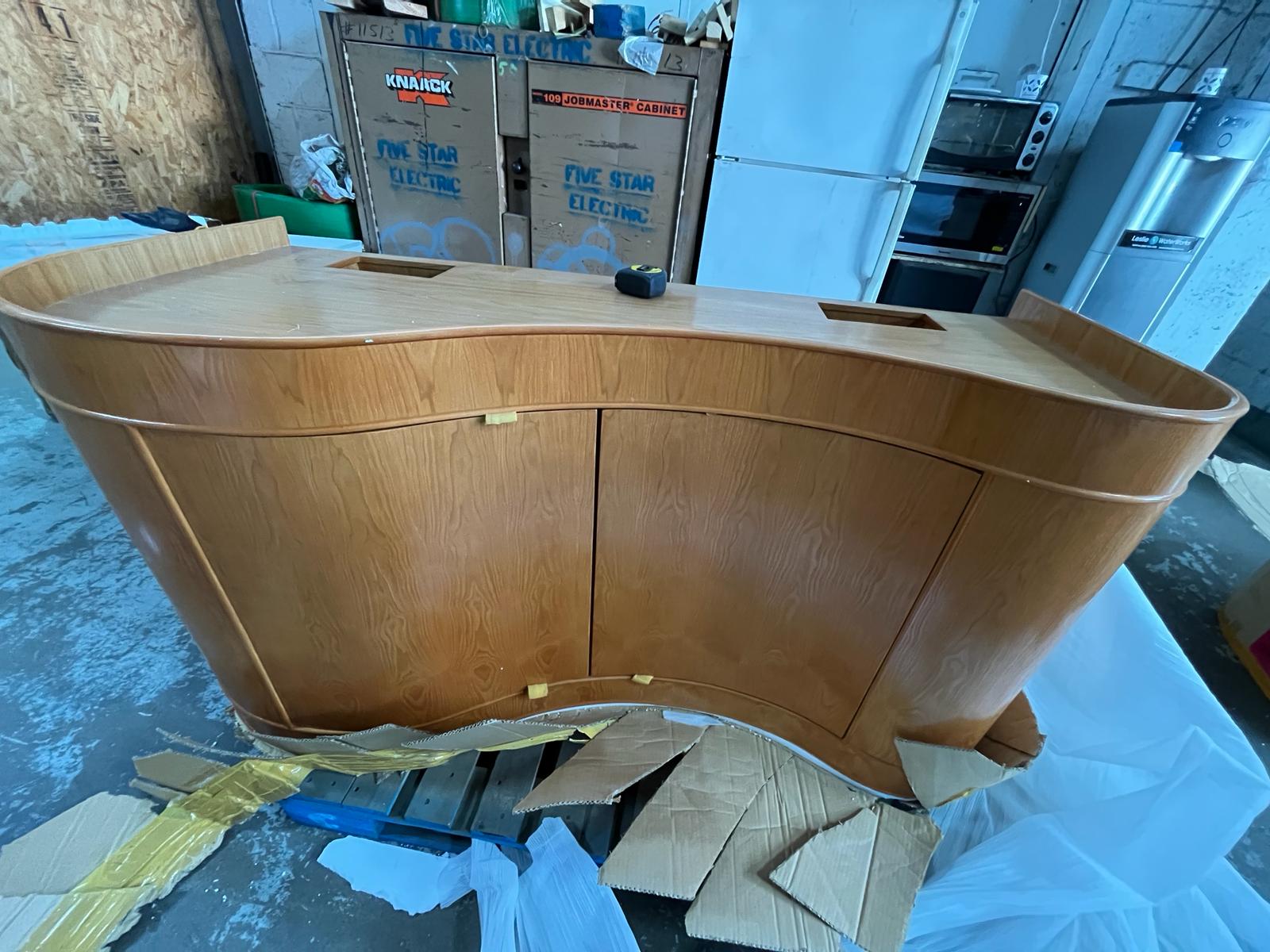 210g Glass Wave Reef-Ready Aquarium Set in Golden Oak by AQUA VIM