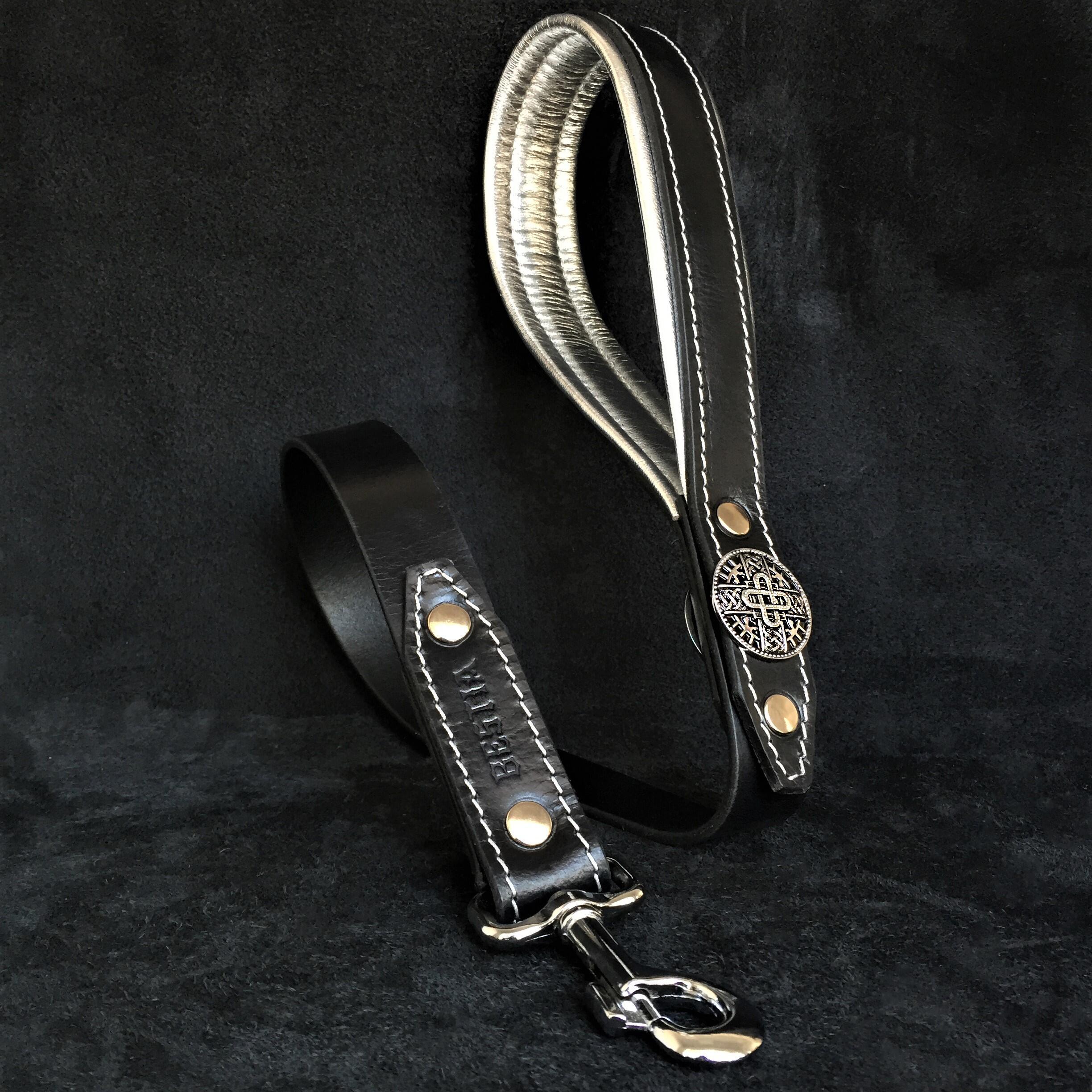 The "Hektor" dog leash by Bestia Dog Gear