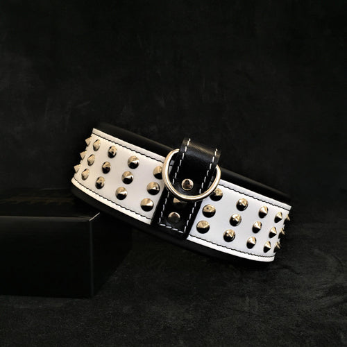 "Star" collar by Bestia Dog Gear