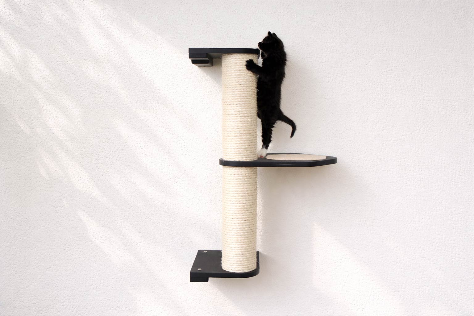 Wall Mounted Cat Climbing Pole - Sisal