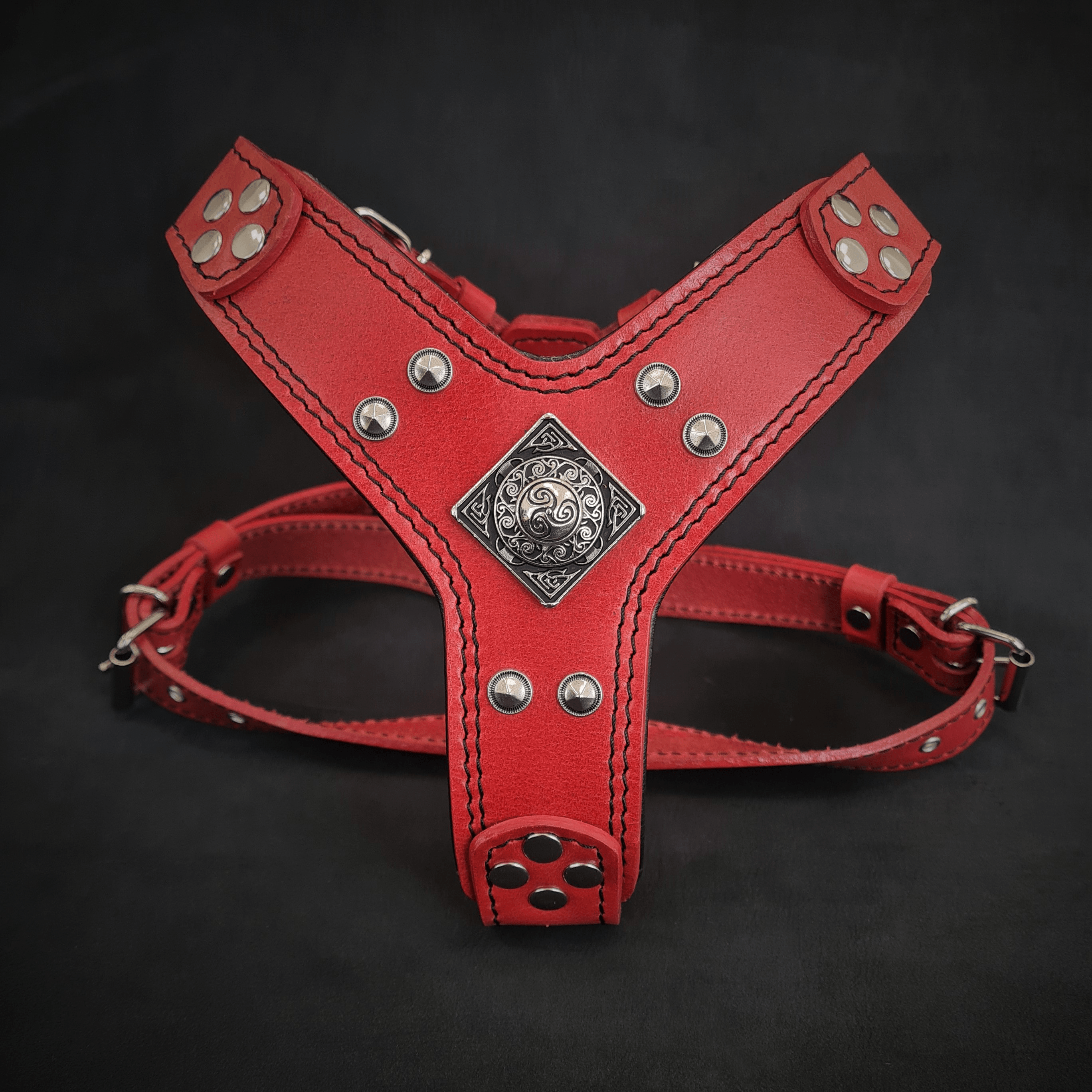The ''Eros'' harness red Small to Medium Size by Bestia Dog Gear