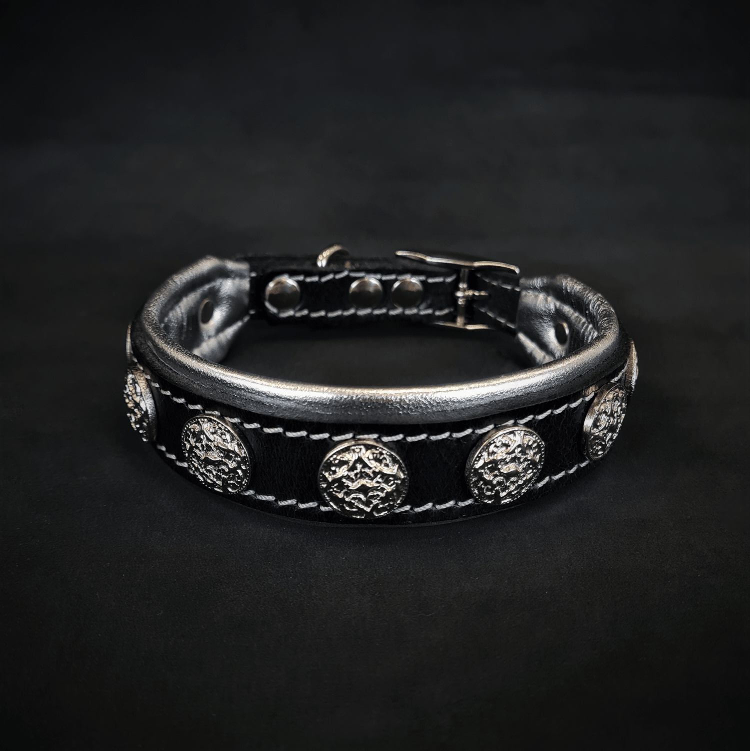The "Heki" collar by Bestia Dog Gear
