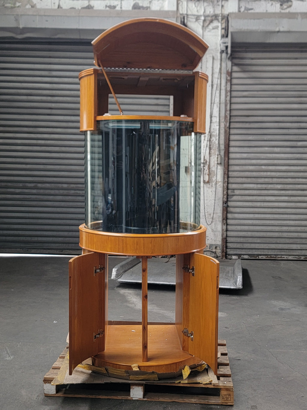 90 Gallon Glass 3/4 Cylinder Round Aquarium With Stand and Canopy in Golden Oak by Northeast Aquariums LLC