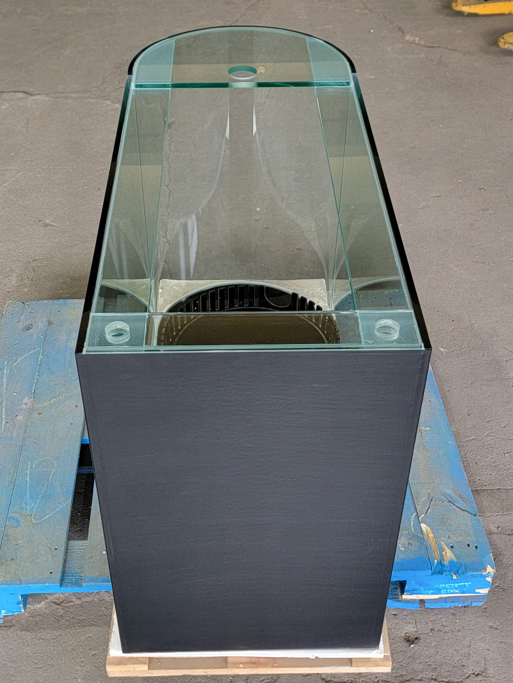 120 Gallon U-Shape Bullnose Peninsula Divider Glass Aquarium Reef-Ready in Rose Cherry Real Wood Furniture by Northeast Aquariums LLC