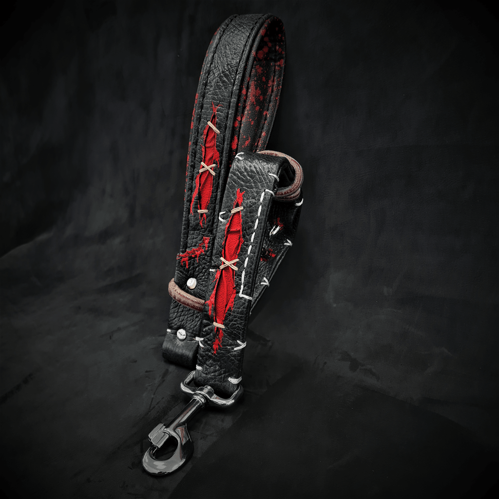 The ''Haunted'' leash by Bestia Dog Gear