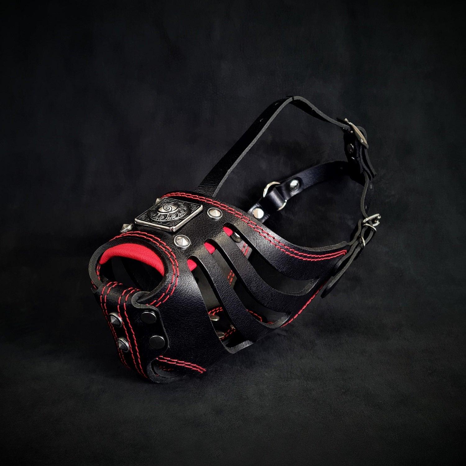 ''Eros'' Basket Muzzle black & red by Bestia Dog Gear