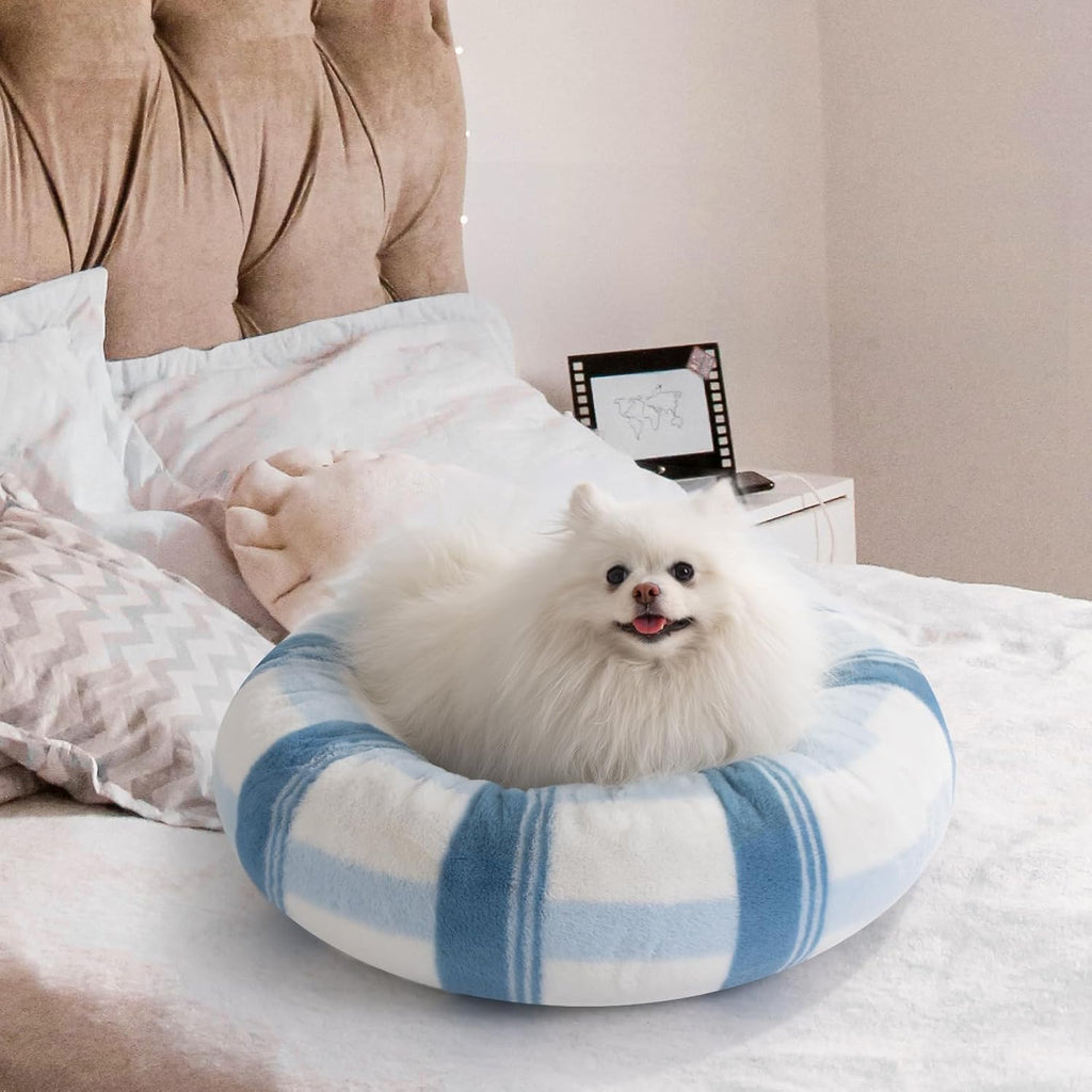 Plush Round Bed For Indoor Cats - Calming Washable Pet Bed With Non-Slip Bottom.