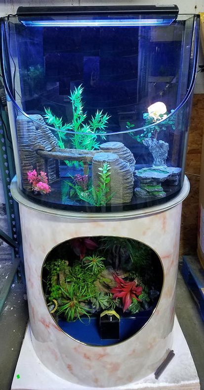 RARE AQUARIUM ITEM, CANYON VIEW EXTEND HALF CYLINDER 25 gallon. by Northeast Aquariums LLC