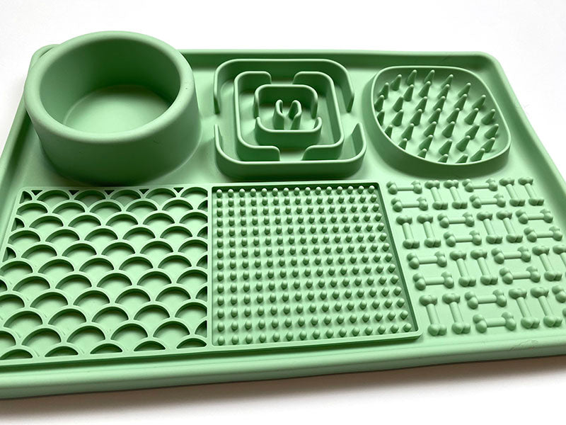 X-Large Deluxe Pet Lick Mat by Dog Bandana Co.