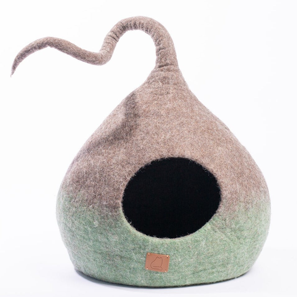 Fade Design | Tail Style Cave by Fuzzy Cove