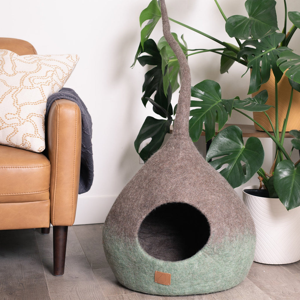 Fade Design | Tail Style Cave by Fuzzy Cove