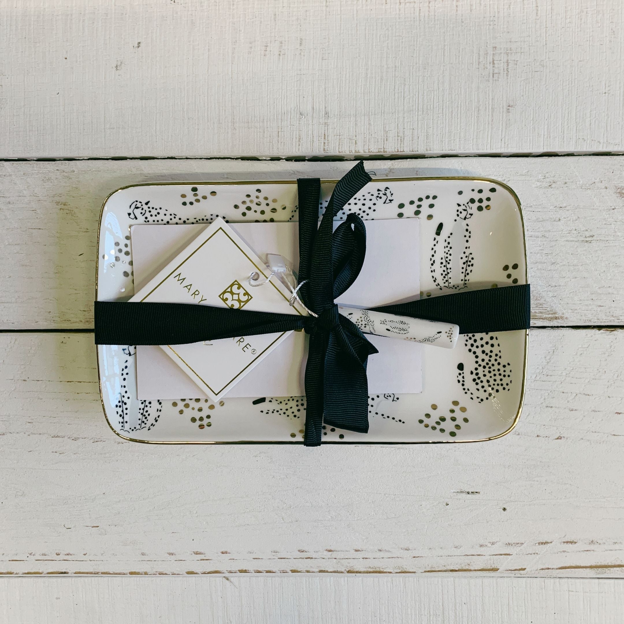 Cheetah Platter With Spreader | Ceramic Serving Dish Plate Tray with Butter Cheese Knife by The Bullish Store