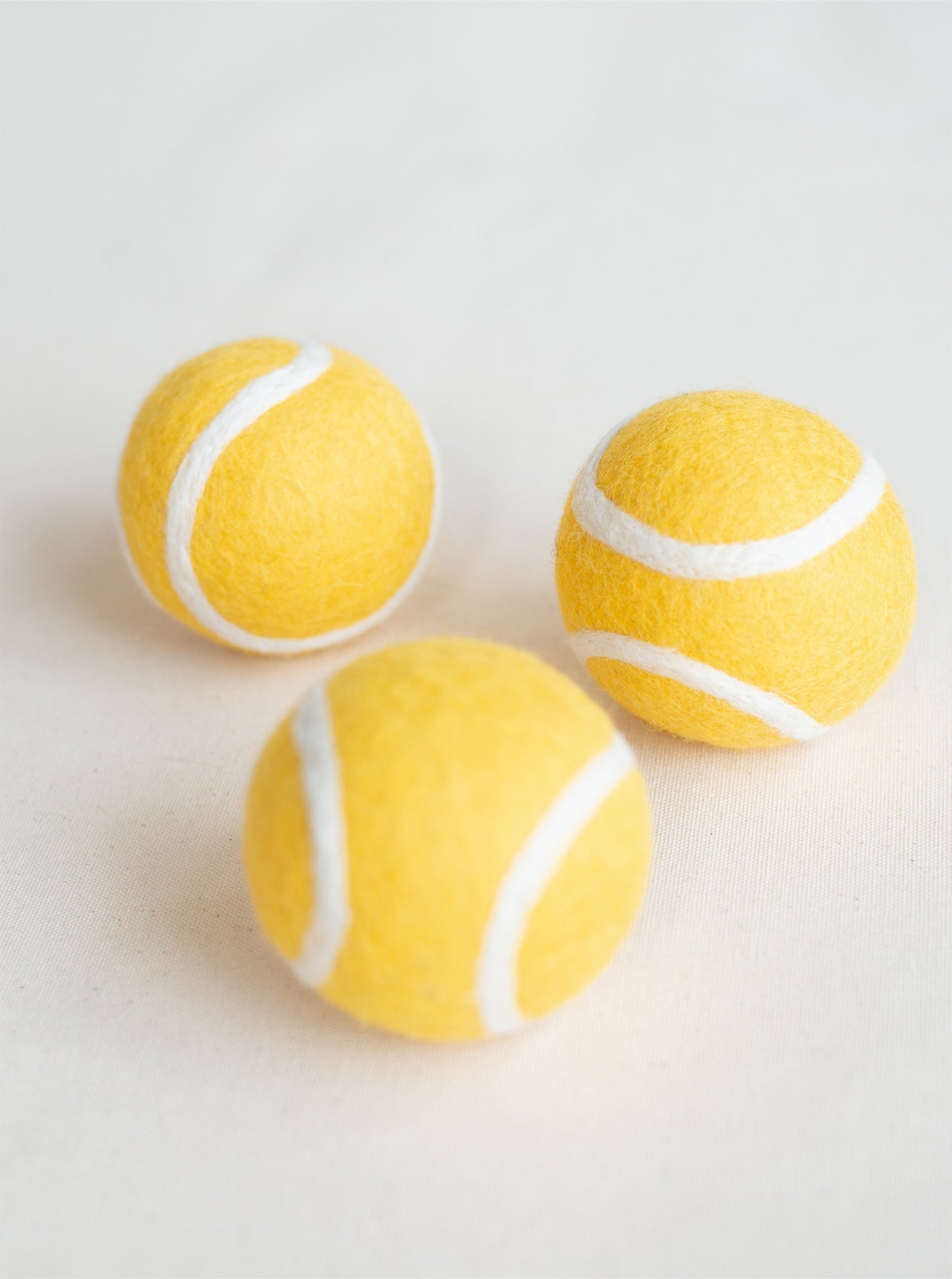 WOOL TENNIS BALL by MODERNBEAST