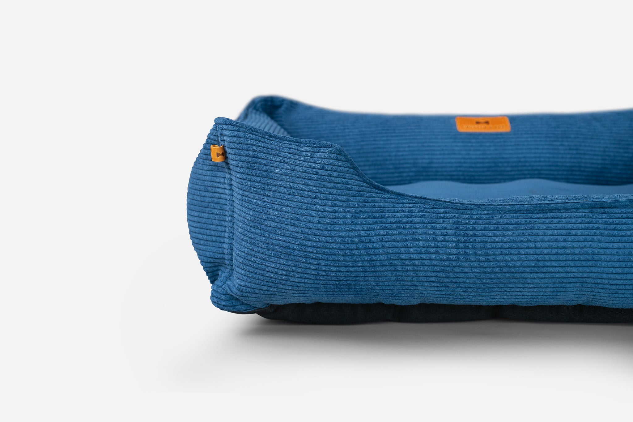 Chester & Lee | Fancy Corduroy Sleeper Dog Bed by Chester & Lee