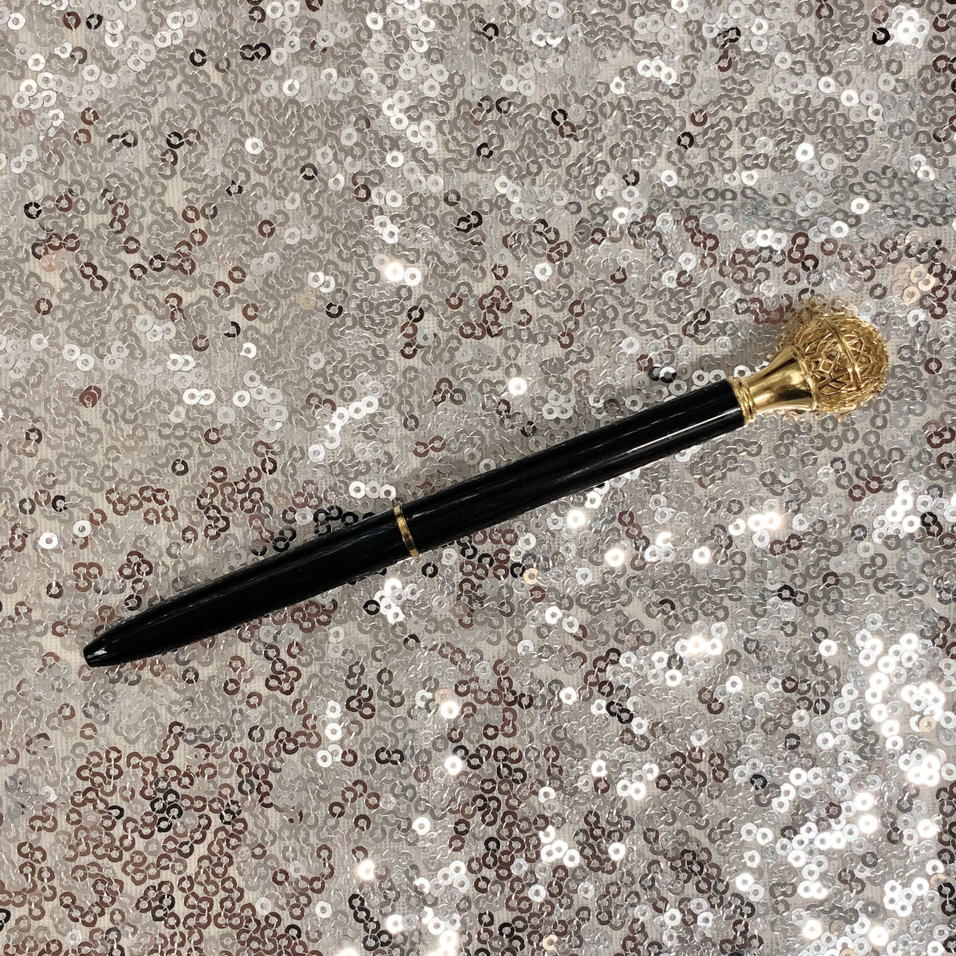 Essential Oil Diffuser Pen in Lemon | Includes 1 ml of Essential Oil and 2 Lava Beads | Refillable by The Bullish Store