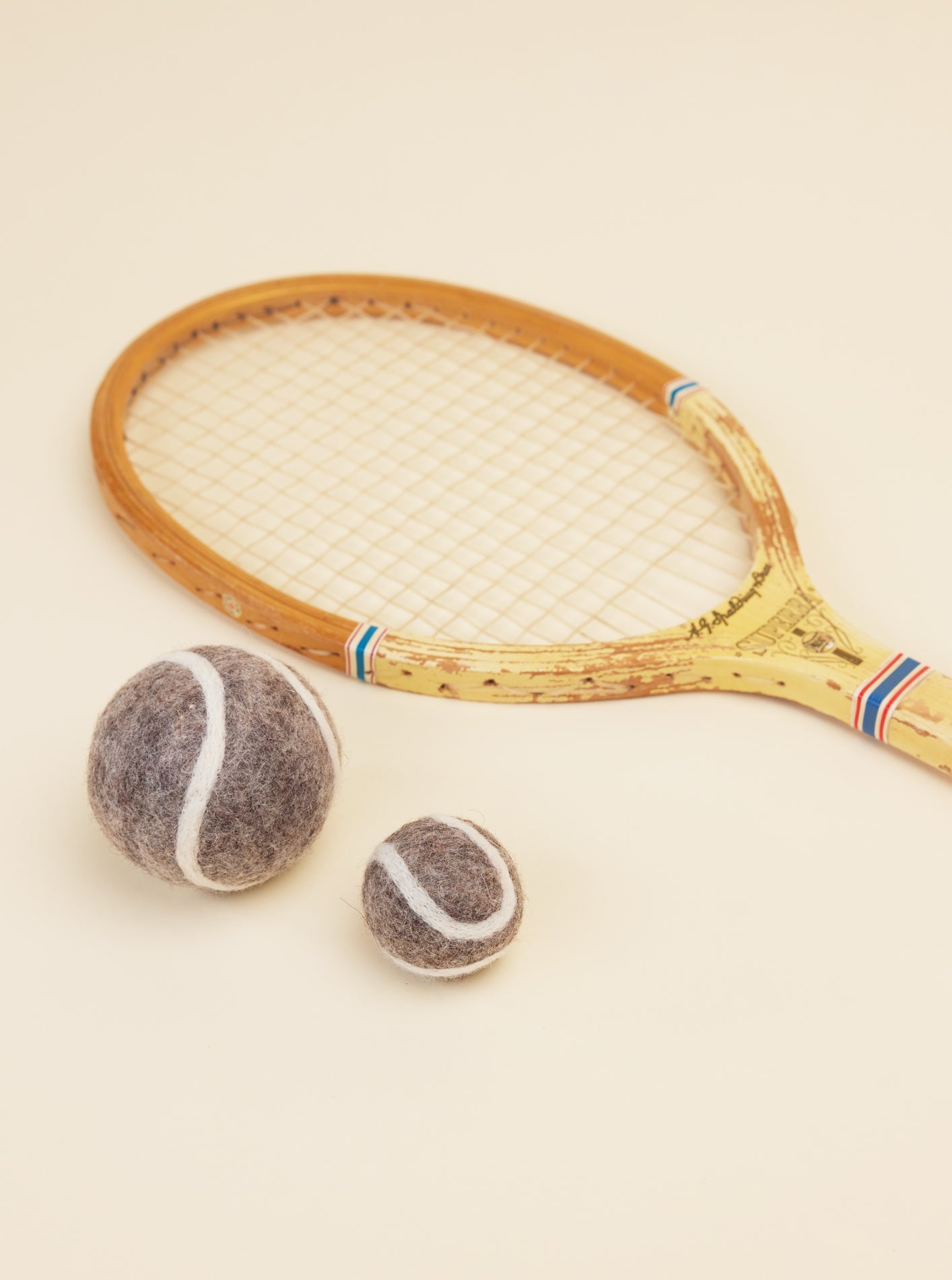 WOOL TENNIS BALL by MODERNBEAST
