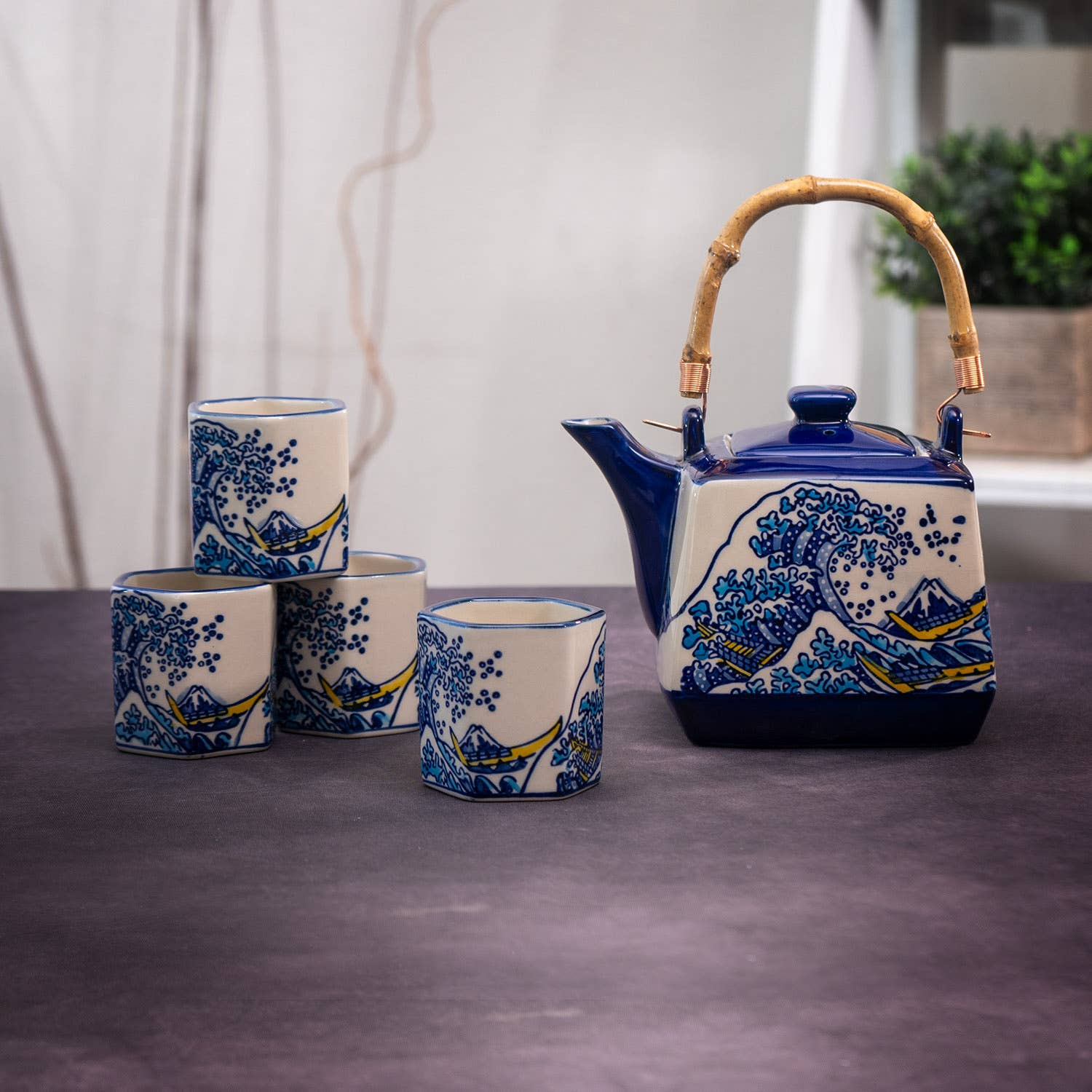Great Wave Japanese Tea Set 20oz Tea Pot with 4 Hexagon Cups | Gift Box by The Bullish Store