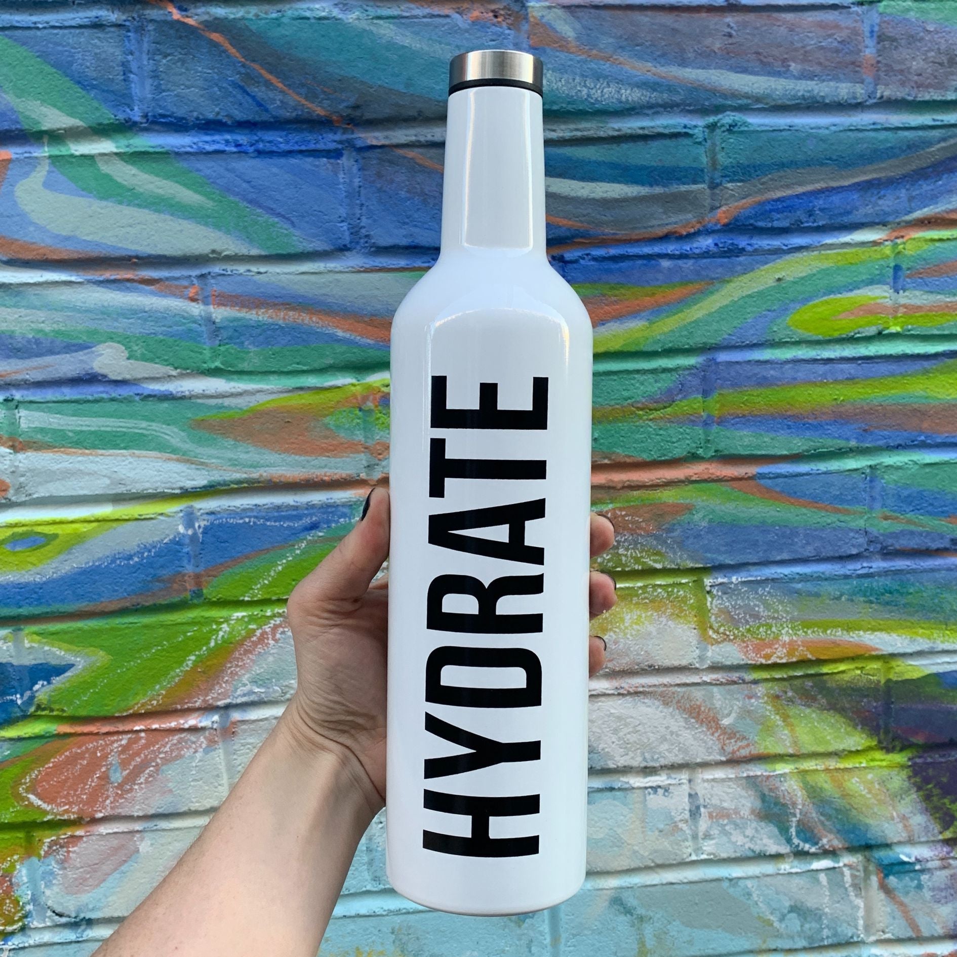 Hydrate Stainless Steel Water or Wine Bottle in White | Holds an Entire Bottle of Wine | 25oz by The Bullish Store