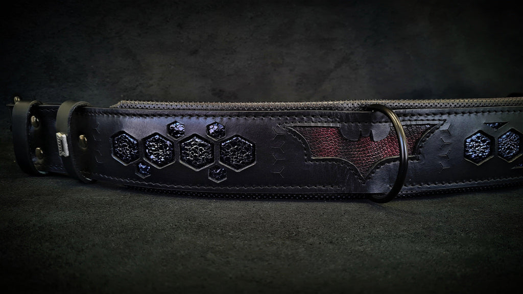 ''BATMAN'' collar by Bestia Dog Gear