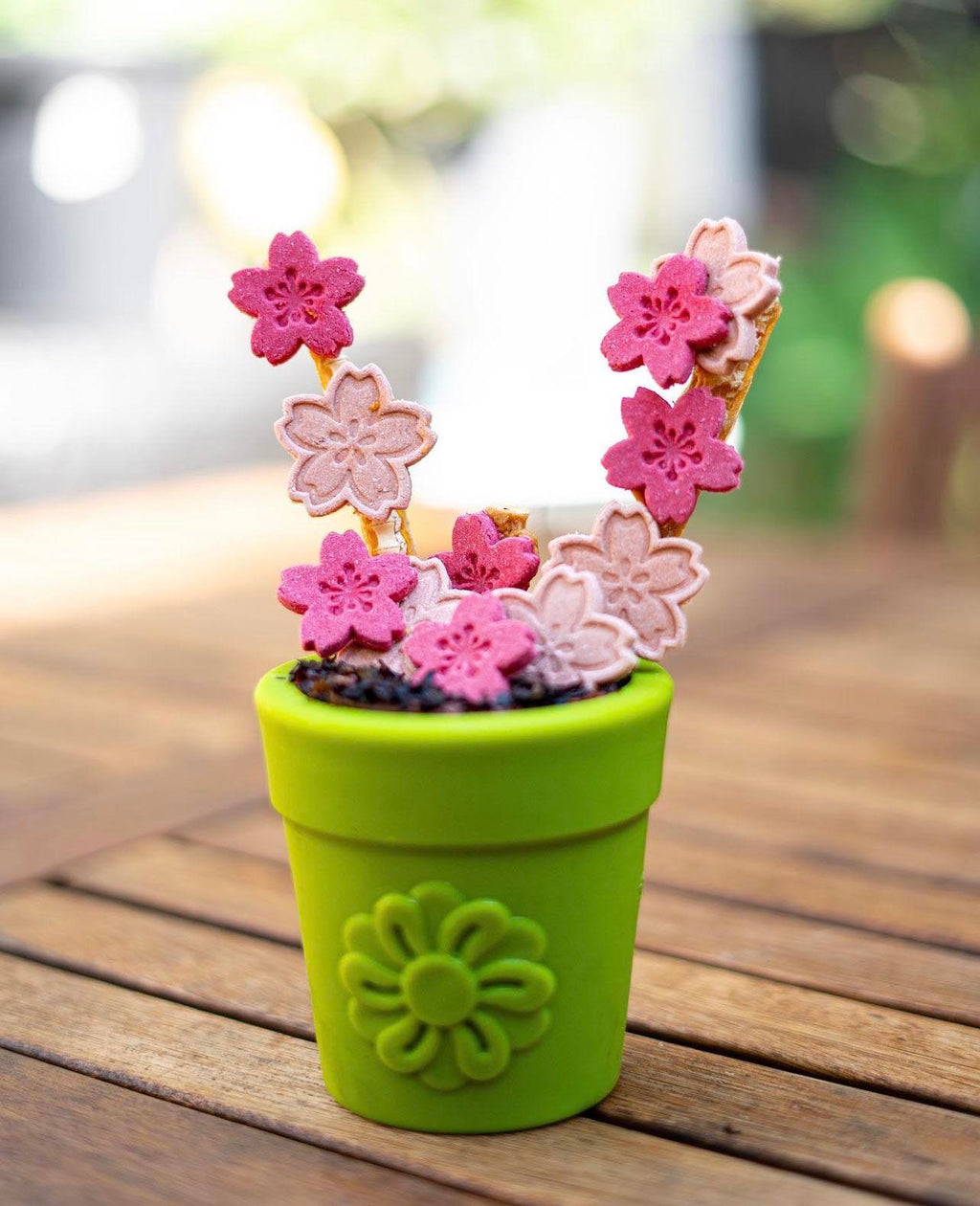 Large Flower Pot eCup Dog Treat Dispenser | Durable USA-Made Enrichment Toy | SodaPup by SodaPup/True Dogs, LLC