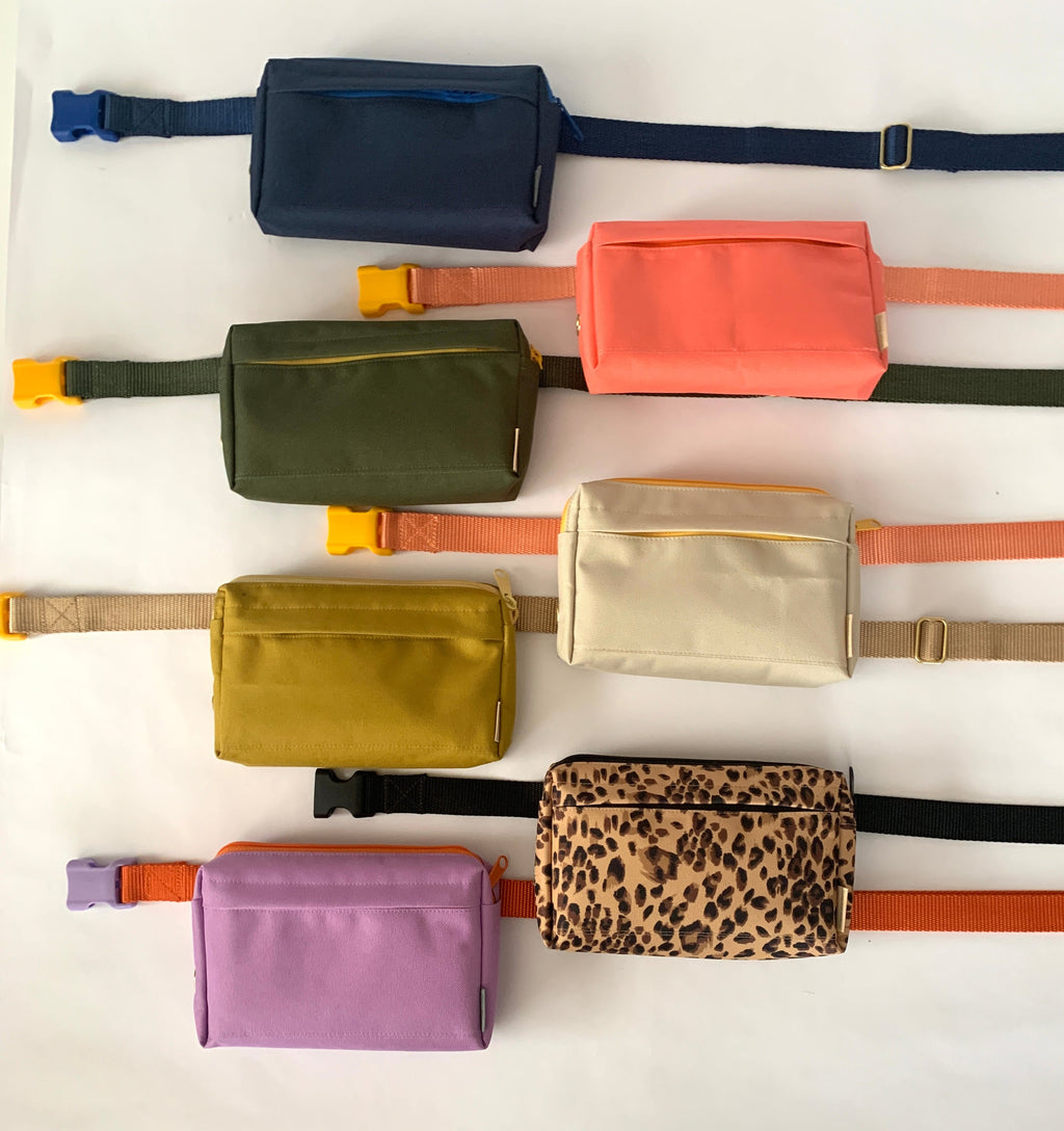 dog walking fanny pack by Major Darling