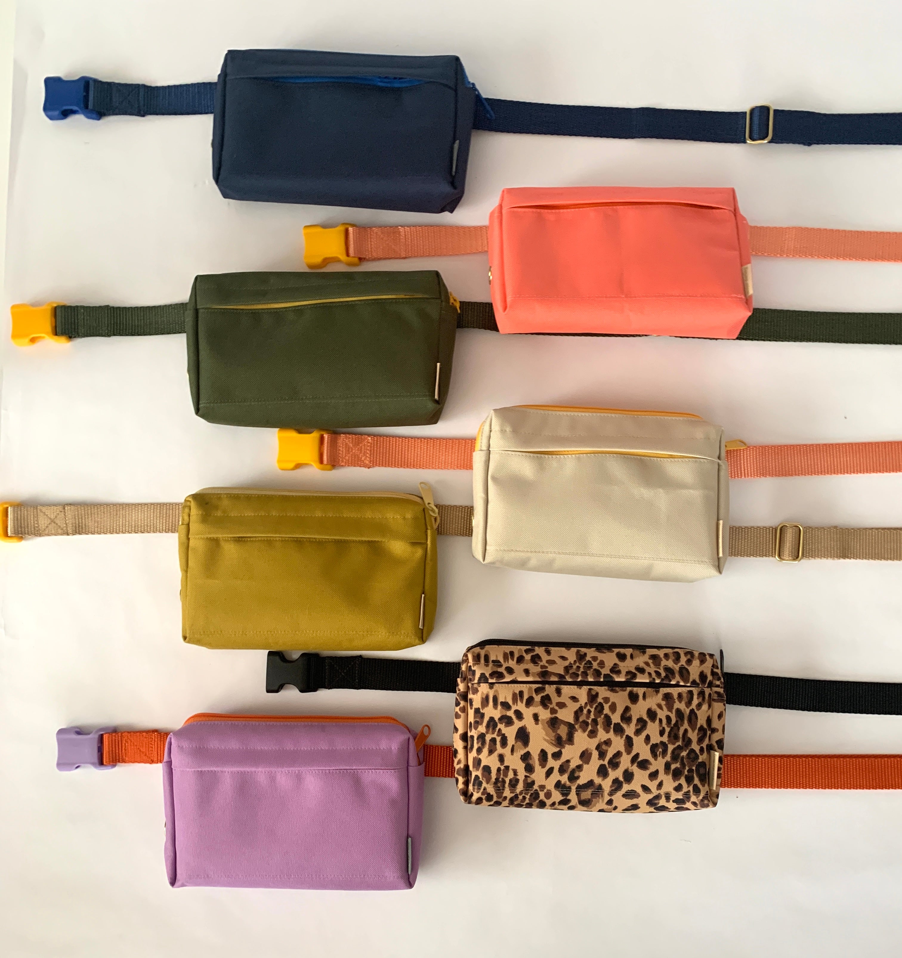 dog walking fanny pack by Major Darling