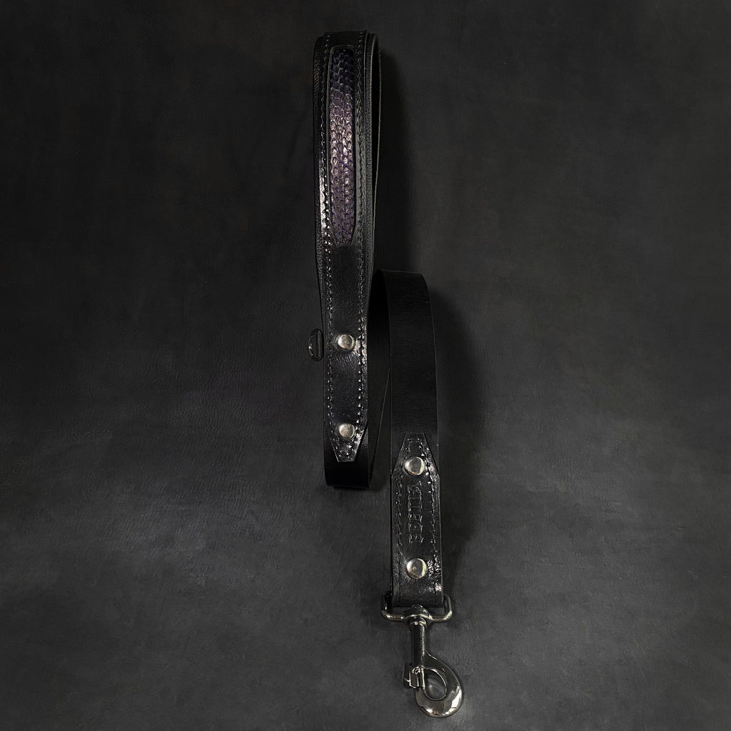 The ''Indigo'' collar by Bestia Dog Gear