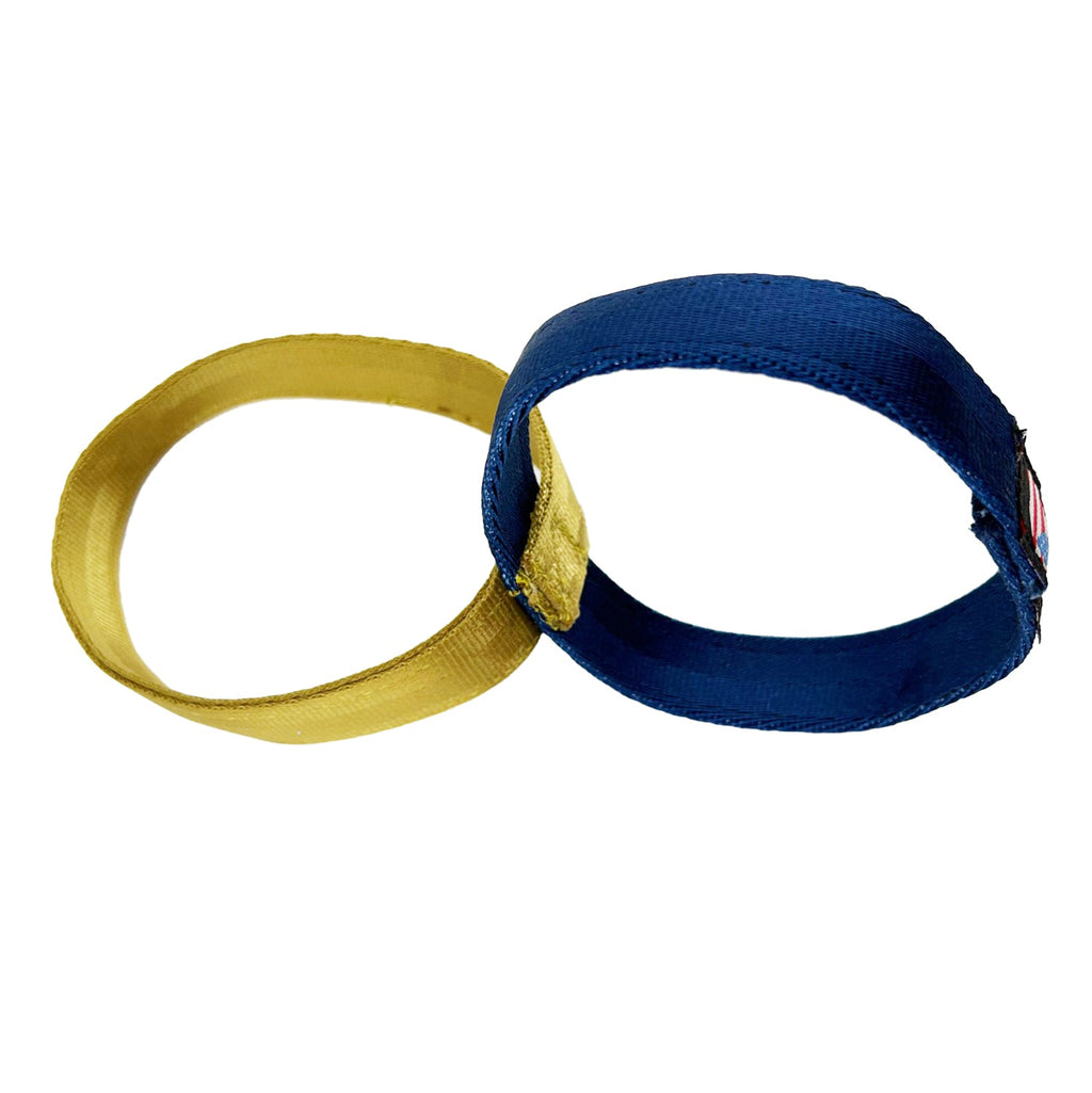 LUCKY DOG $7 Cuff Seatbelt Tug by American Dog