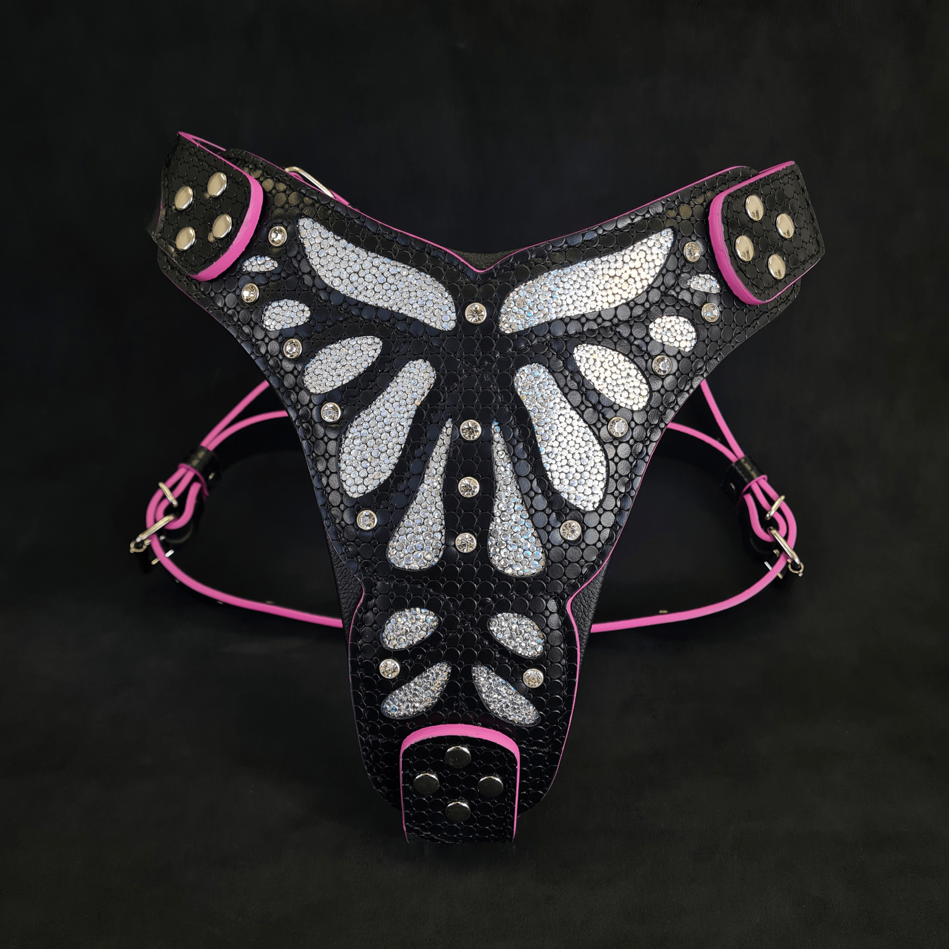The ''Ariel'' harness by Bestia Dog Gear