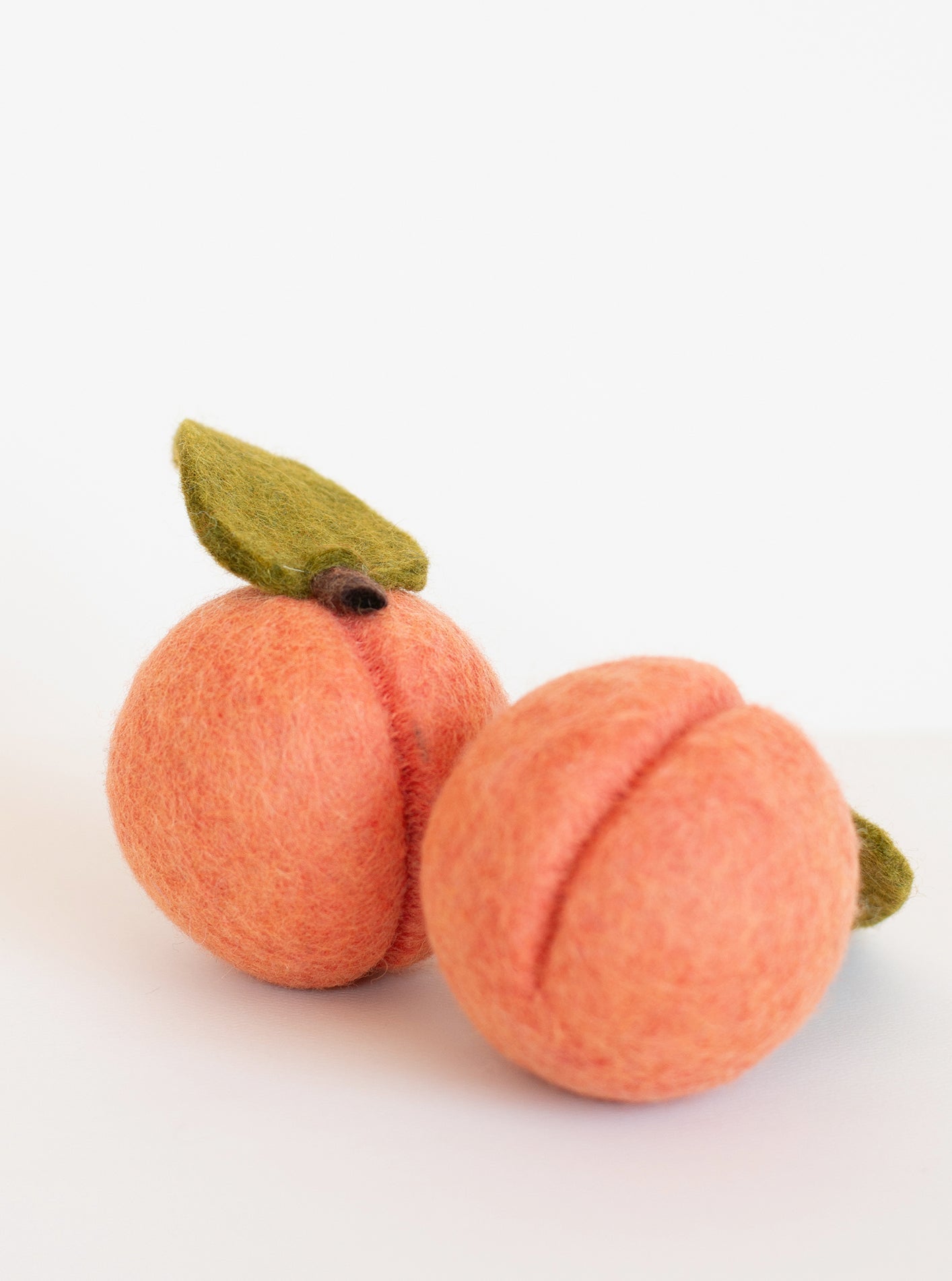 PEACH WOOL DOG & CAT TOY by MODERNBEAST