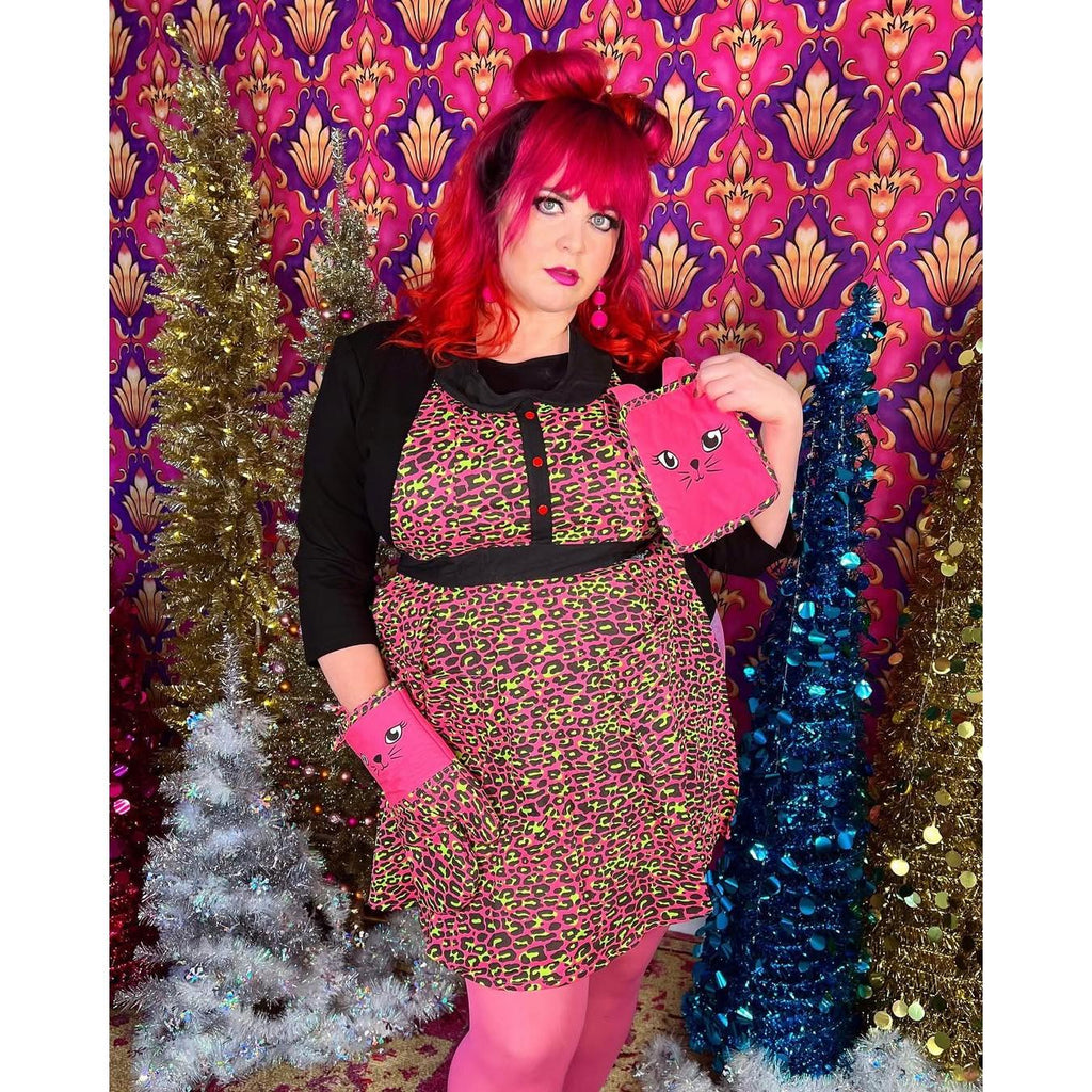 Pink Leopard Apron | Cooking Baking Cotton Kitchen Tools Essentials | Gift for Her by The Bullish Store
