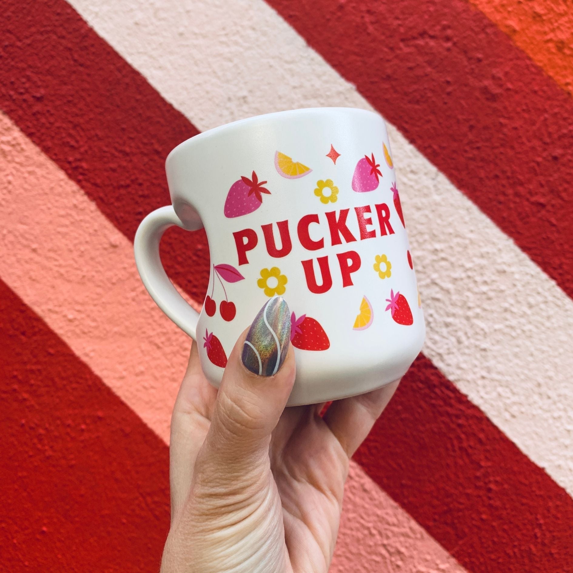 Romance Pucker Up Heart Shaped Handle Mug | Stoneware Tea Coffee Cup | 12oz by The Bullish Store