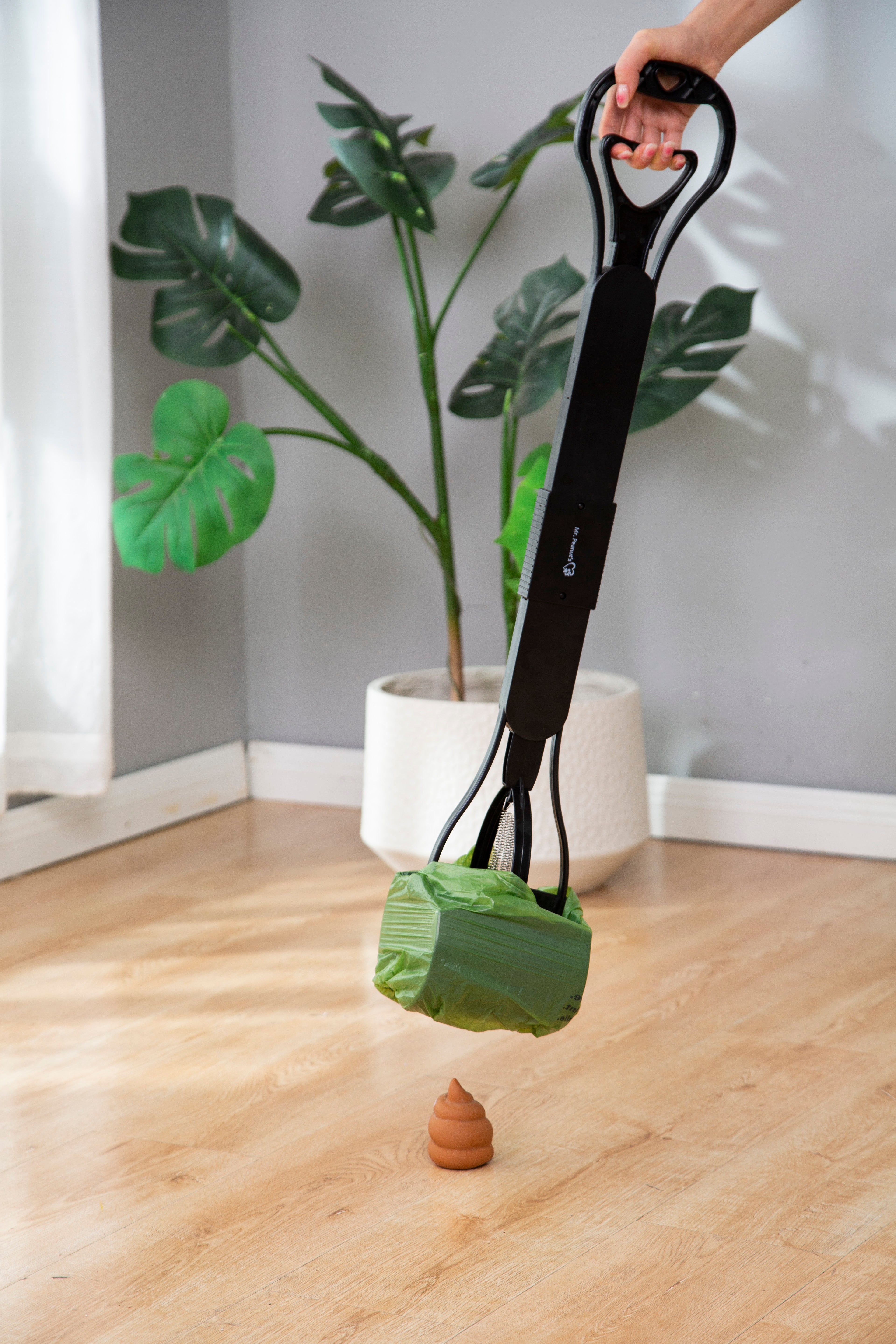 Mr. Peanut's 32" Tall Profile Pooper Scooper by Mr. Peanut's Pet Carriers