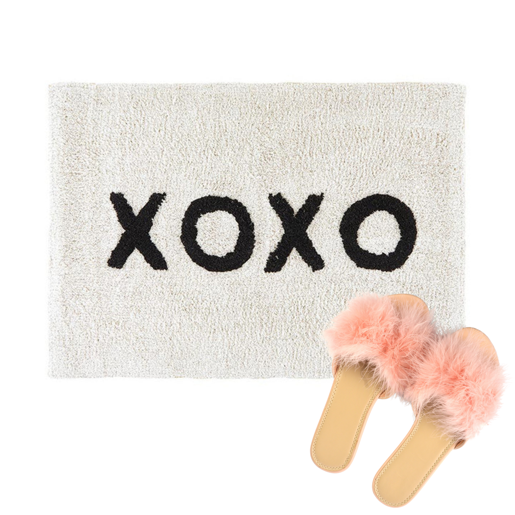 XOXO Bath Mat | Soft Cotton Indoor Rug | 20" x 30" by The Bullish Store