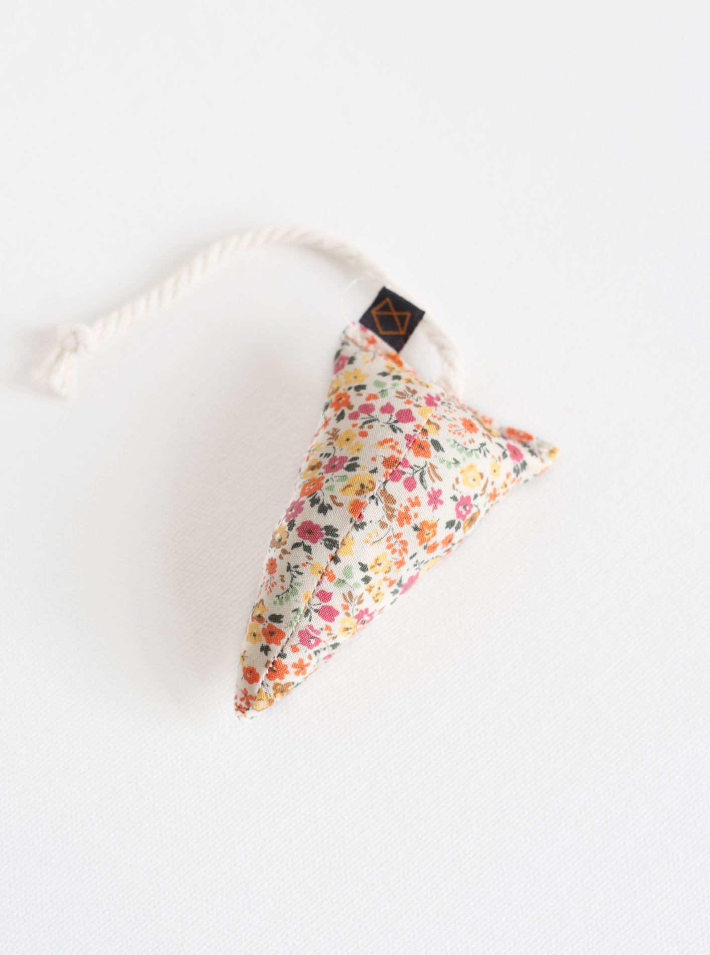 MODERN MOUSE CATNIP TOY - FLORAL by MODERNBEAST