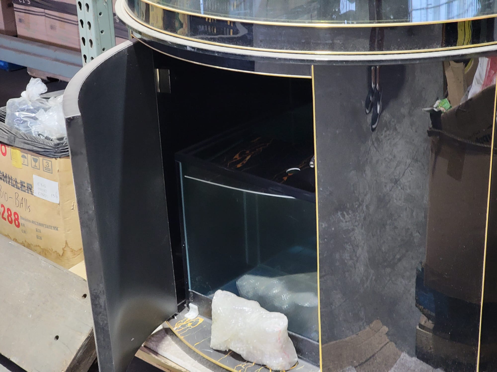 280 Gallon Glass Reef-Ready Cylinder with Steel Reinforced Gloss Black Stand and Sump by Northeast Aquariums LLC