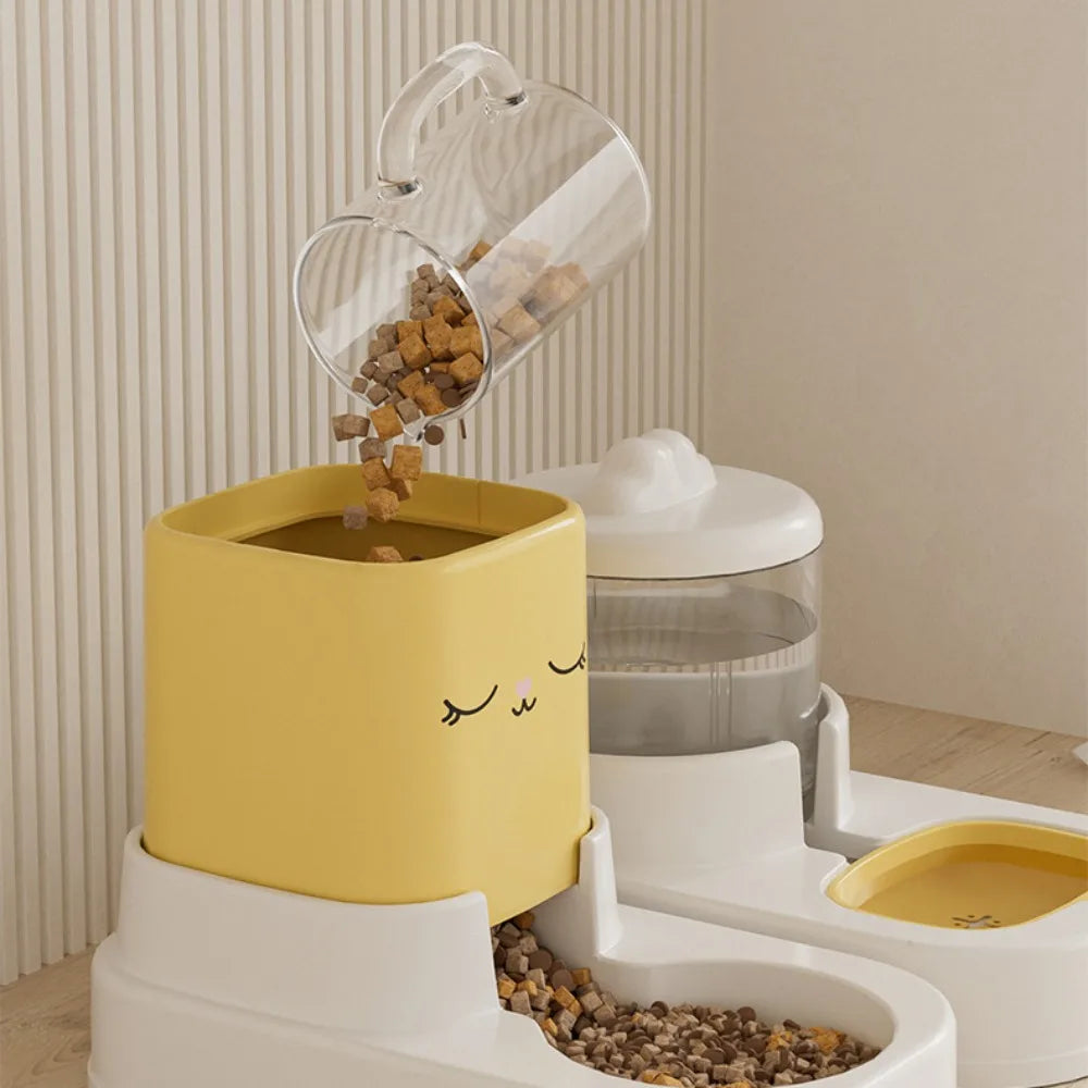 Cartoon Pet Automatic Feeder by Love My Pet
