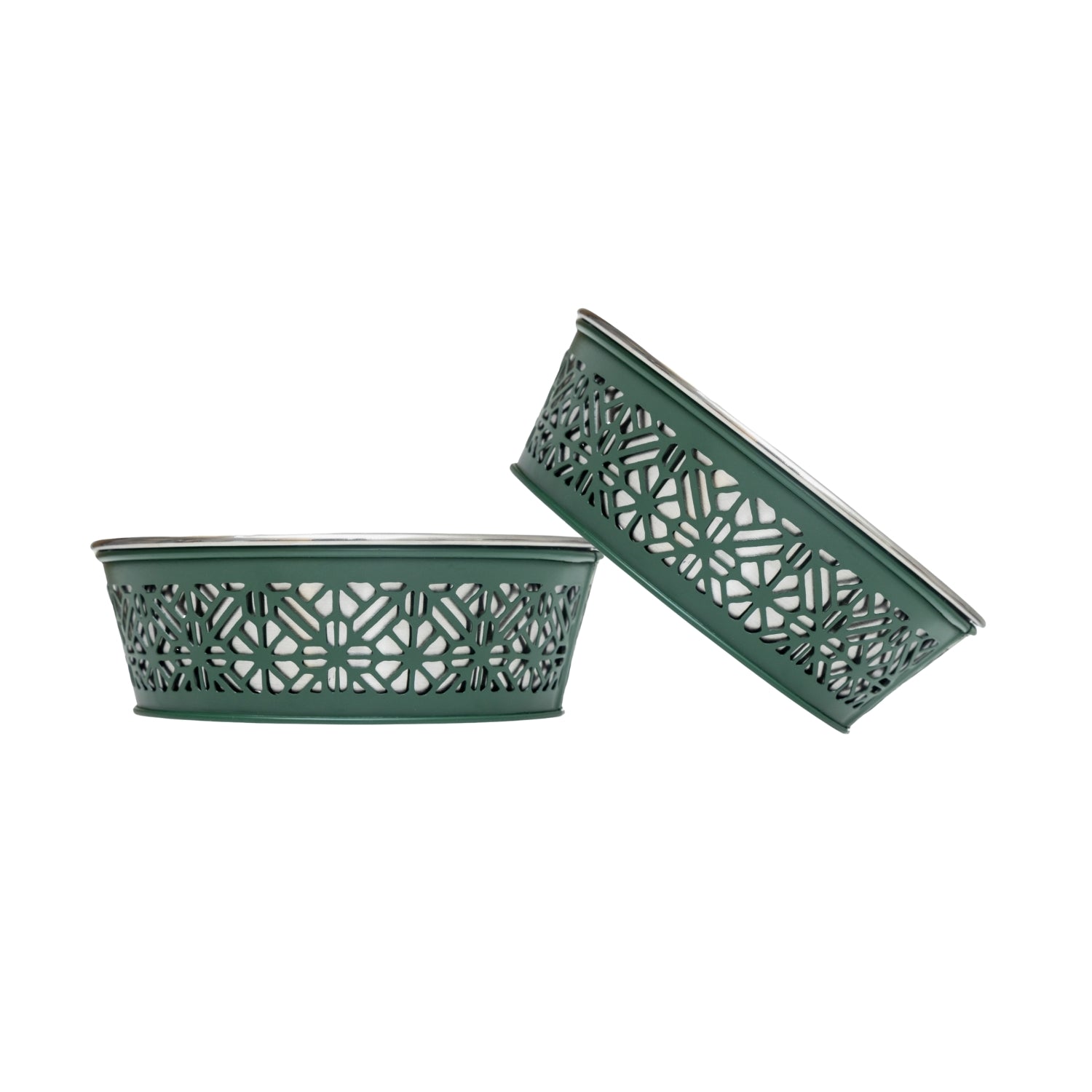 Country Living Set of 2 Stainless Steel Dog Bowls – Farmhouse Style, Ideal for Small to Medium Dogs by American Pet Supplies