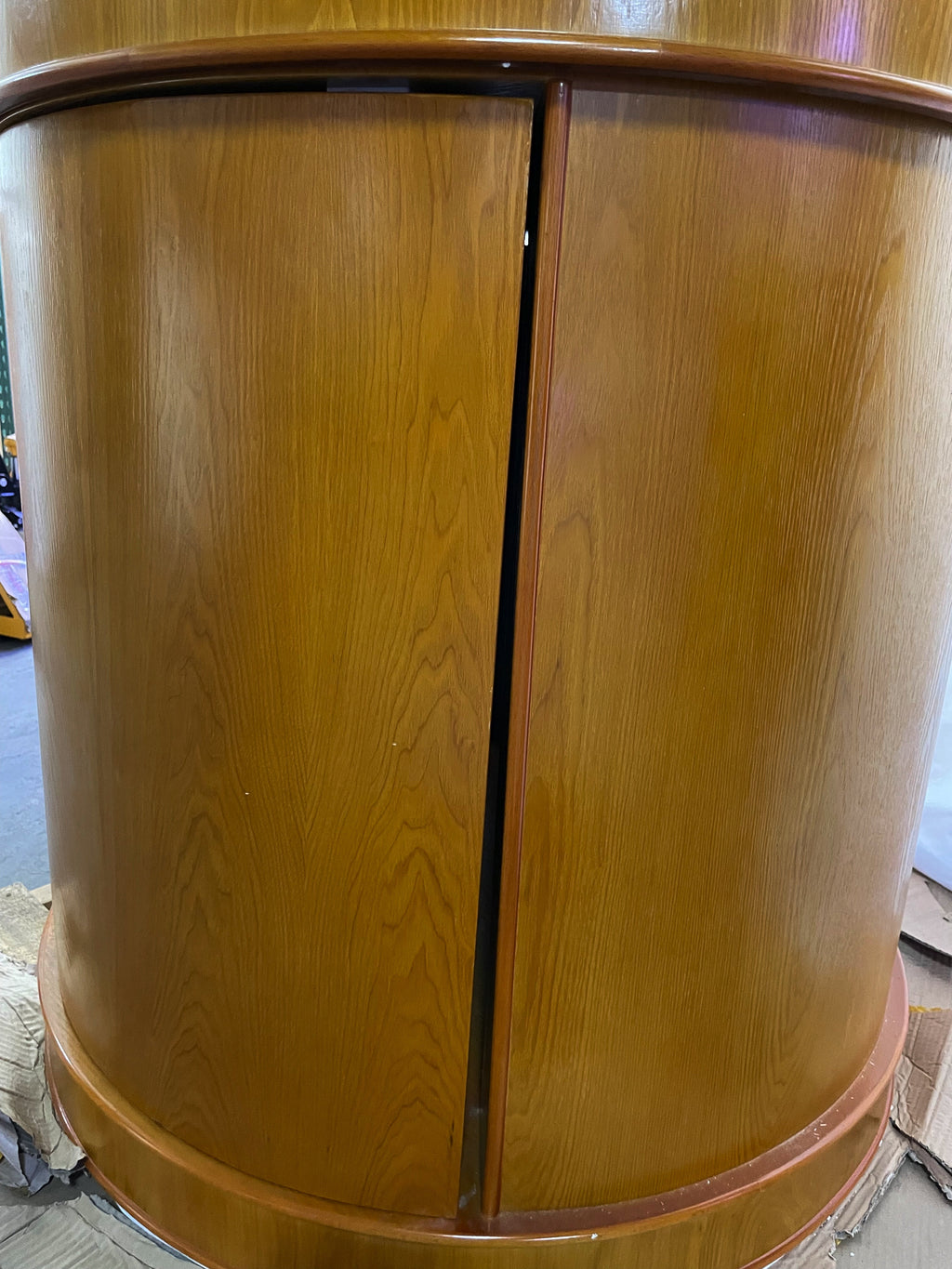 100 Gallon Glass Full Cylinder Aquarium Minor Blemish Reef-Ready Aquarium in Golden Oak Real Wood Furniture by Northeast Aquariums LLC