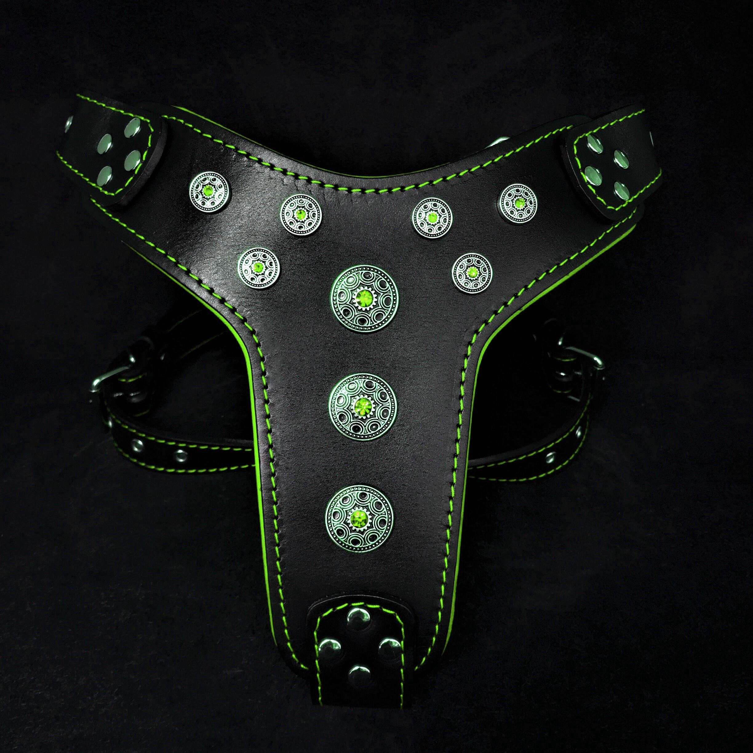 ''Bijou'' harness Black & Green for big dogs by Bestia Dog Gear