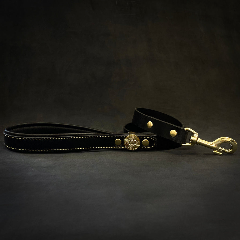 Maximus Gold Leash 1 inch wide by Bestia Dog Gear