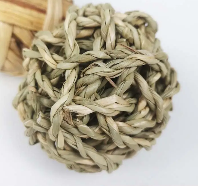 BunLuv Sea Grass Ball Chew Toy For Rabbits by Dahlia Pets