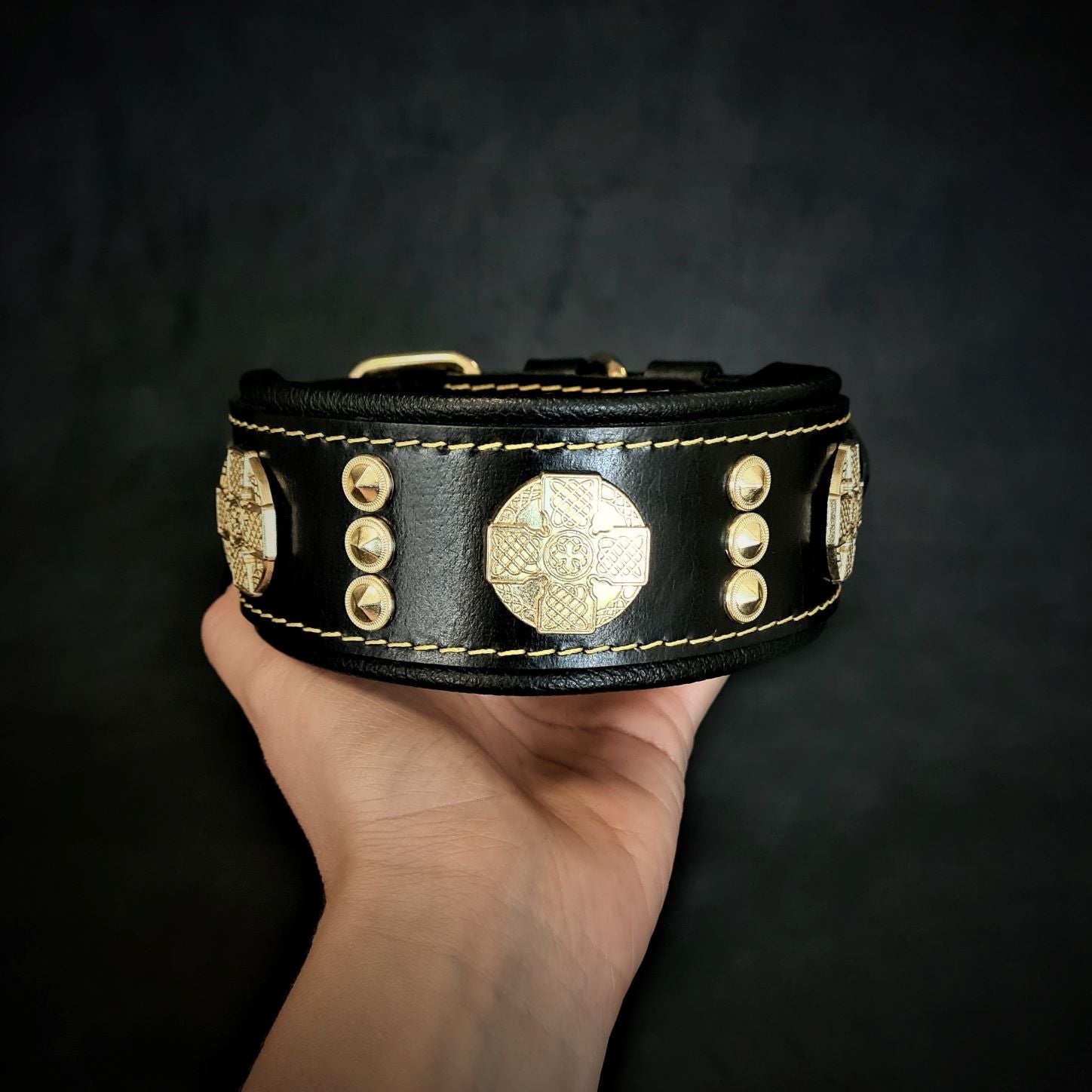 The "Maximus" collar 2 inch wide gold decoration by Bestia Dog Gear