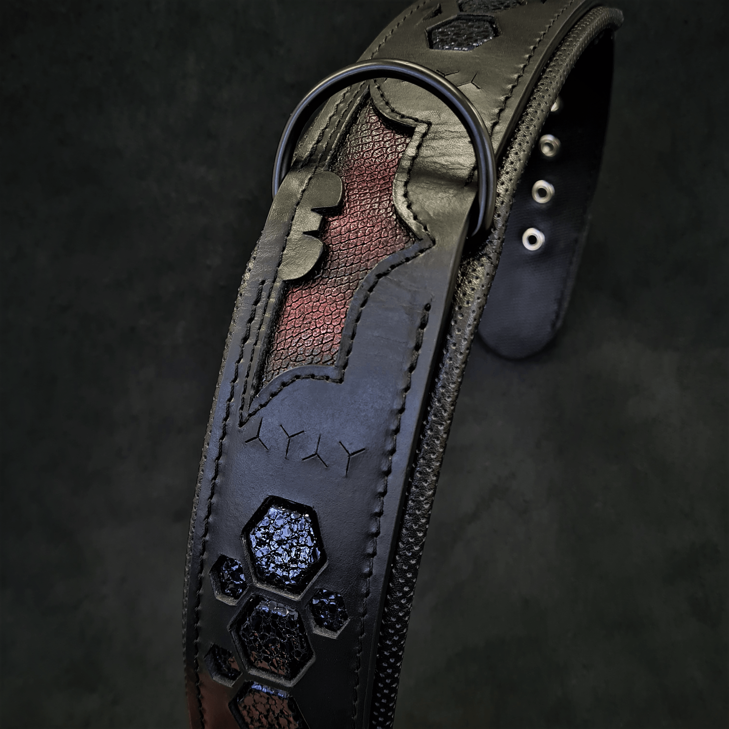 ''BATMAN'' collar by Bestia Dog Gear