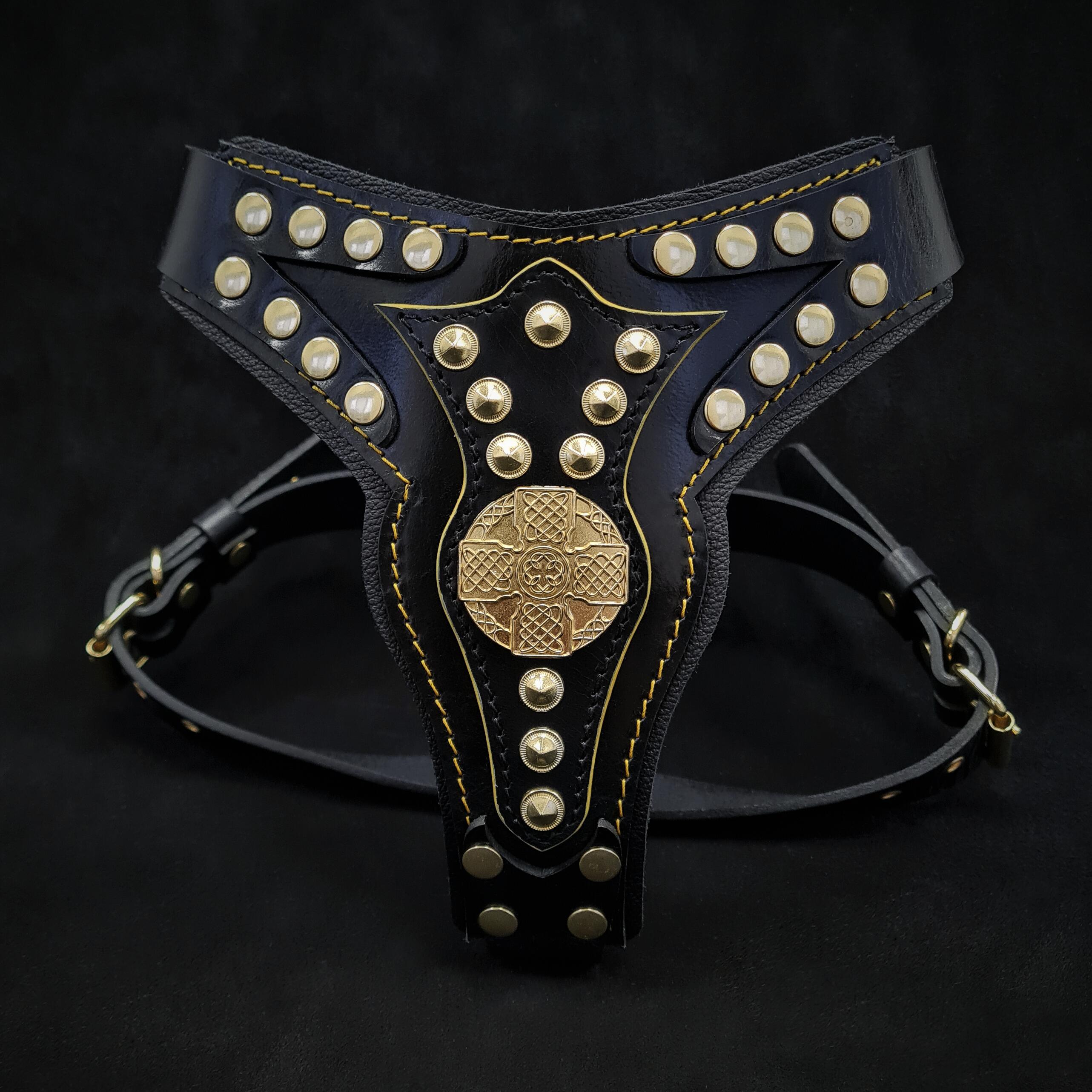 The ''Maximus'' harness V2 Medium Size by Bestia Dog Gear