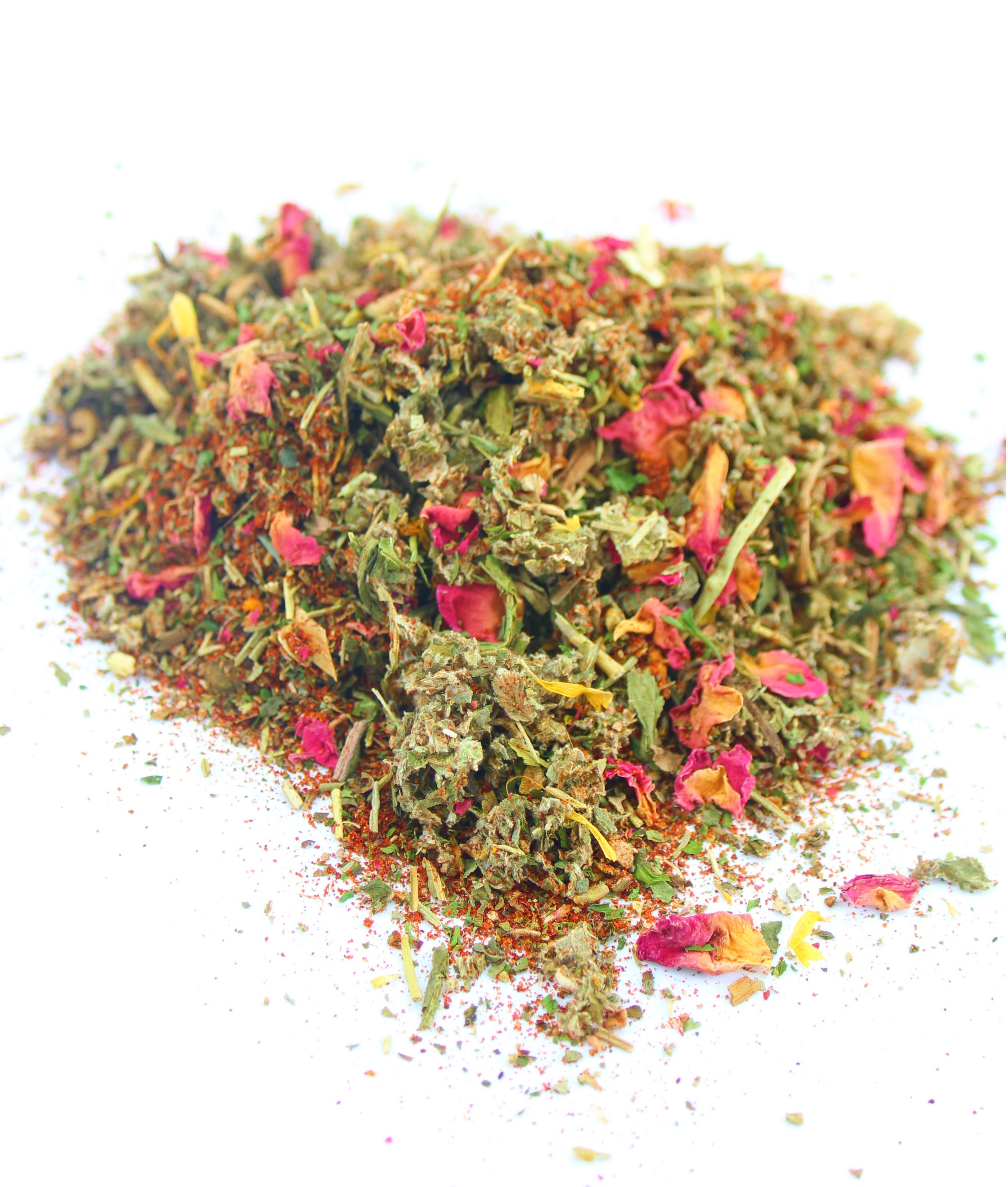 WormBGone Nesting Herbs For Pet Chickens With Roses, Chilis, Calendula, Dandelion For Healthier Coops by Dahlia Pets